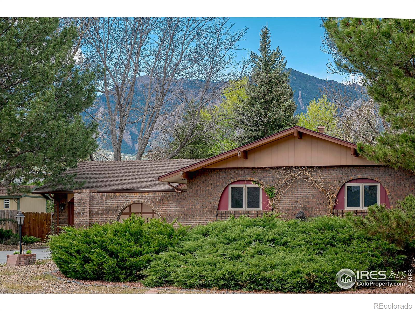 boulder  House Search Picture