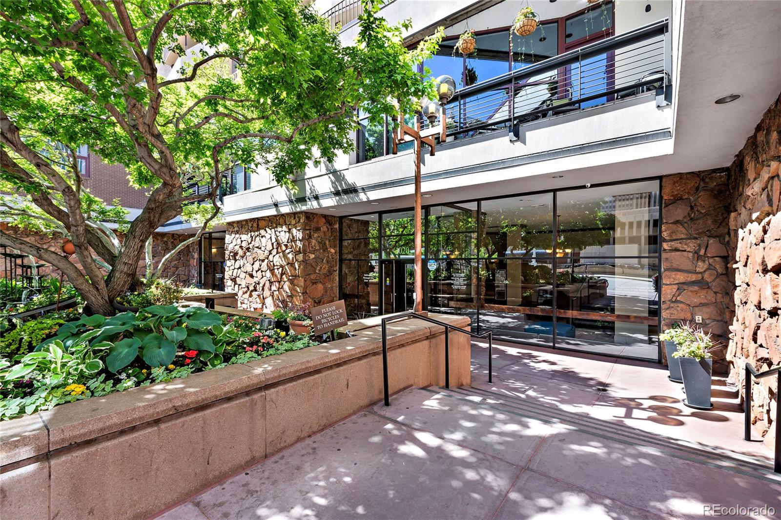 1020  15th Street 210, Denver  MLS: 5753113 Beds: 1 Baths: 2 Price: $565,000