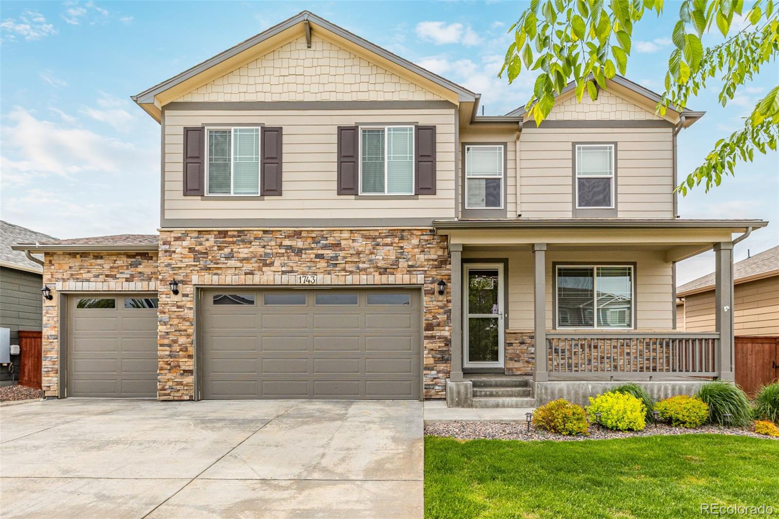 1743  Floret Drive, windsor  House Search MLS Picture