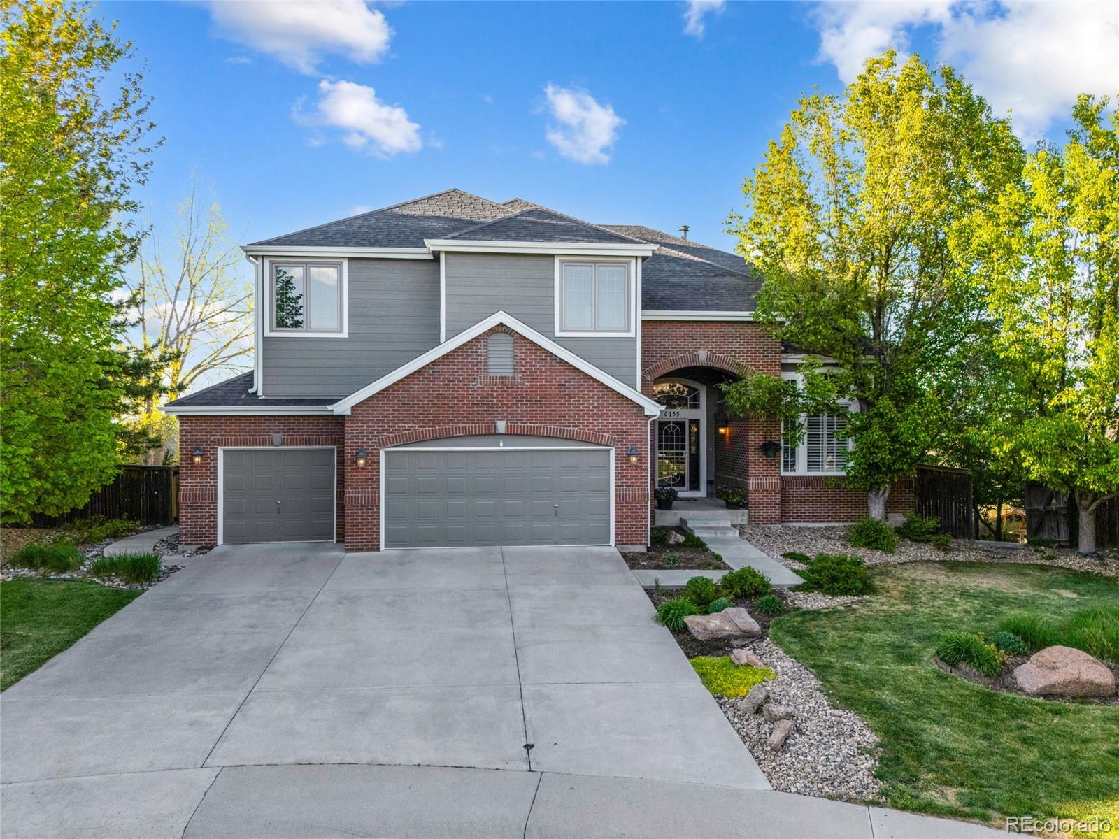 lone tree  House Search Picture
