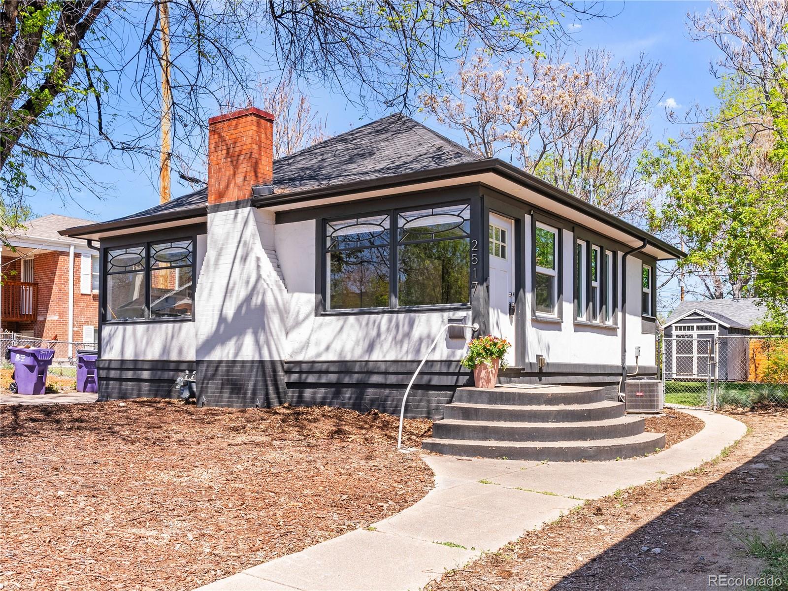 2517 W 44th Avenue, denver MLS: 1733403 Beds: 2 Baths: 1 Price: $600,000
