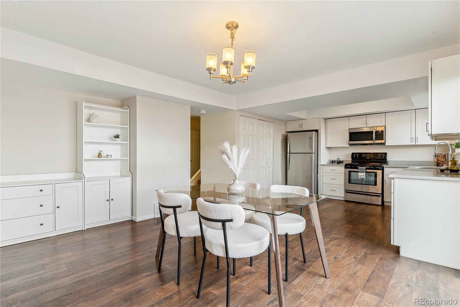 12708 W Virginia Avenue, lakewood MLS: 1549616 Beds: 4 Baths: 3 Price: $425,000