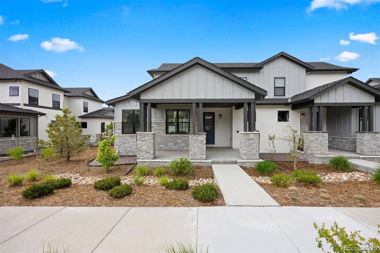 7040  Homeplace Street, castle rock MLS: 2395785 Beds: 3 Baths: 4 Price: $895,000