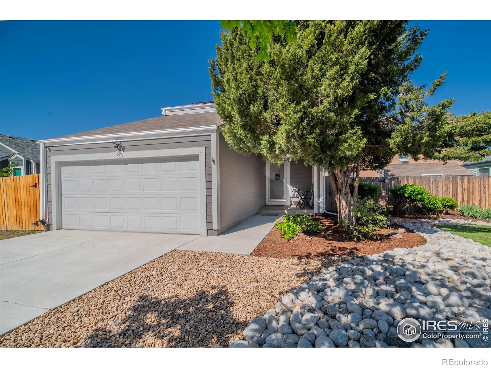 aurora  House Search Picture