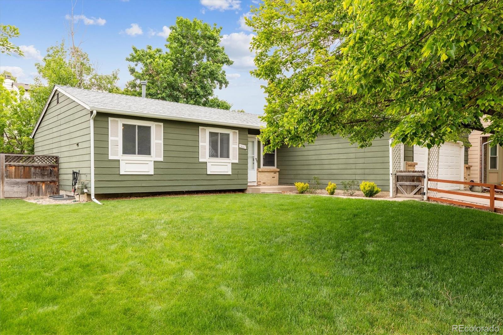 5007 S Richfield Circle, aurora  House Search MLS Picture