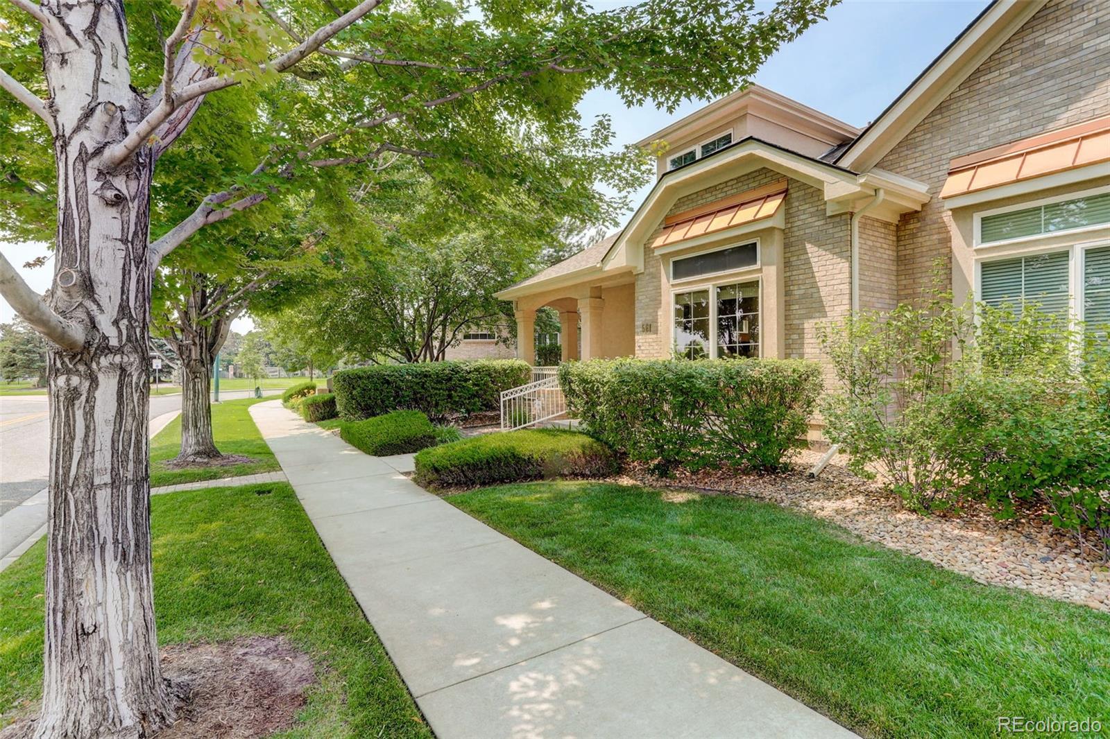 561  Roslyn Street, denver  House Search MLS Picture