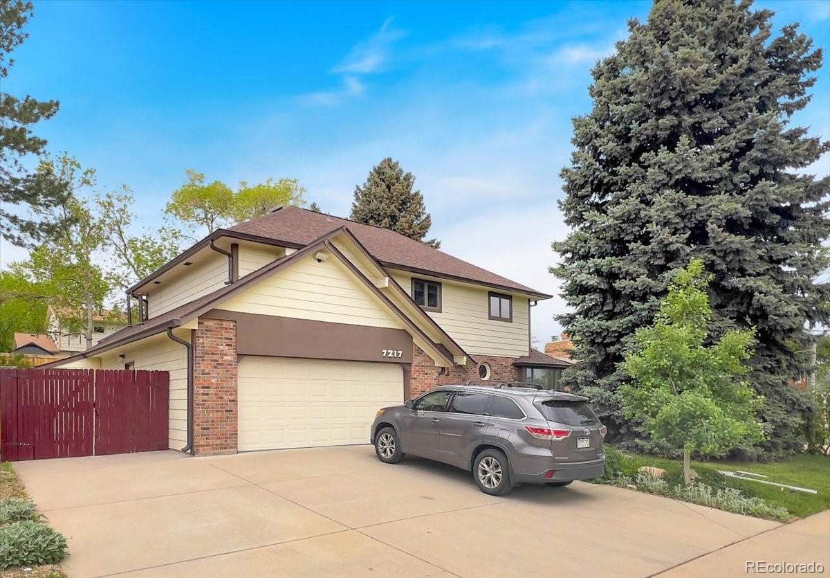 7217 S Zephyr Way, littleton MLS: 5888079 Beds: 4 Baths: 4 Price: $680,000