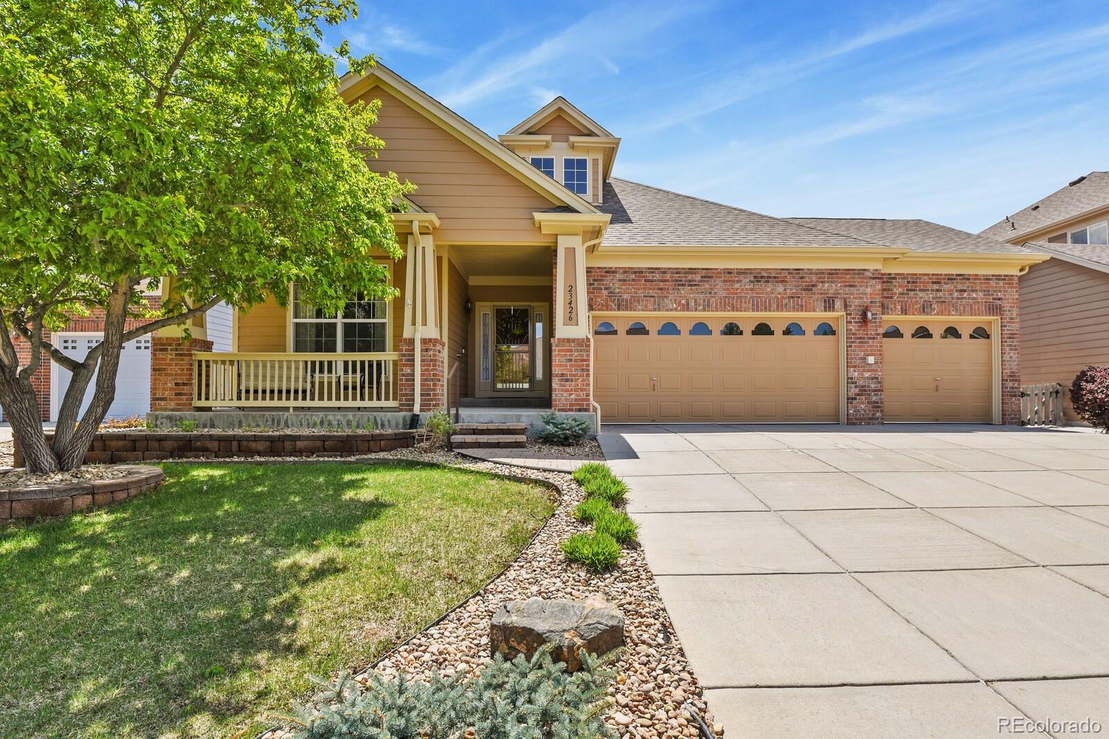 23426  Briar Leaf Avenue, parker MLS: 5756990 Beds: 3 Baths: 3 Price: $729,500