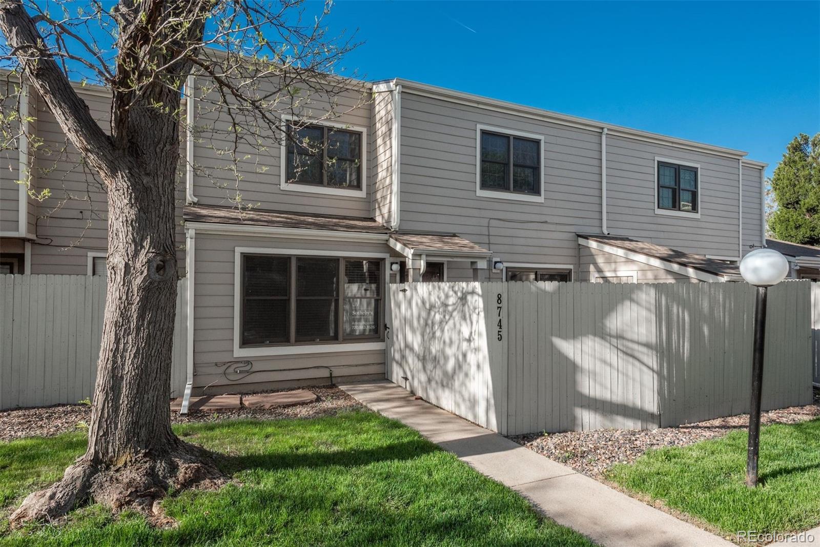 8745  Yukon Street, arvada MLS: 5806526 Beds: 3 Baths: 3 Price: $345,000