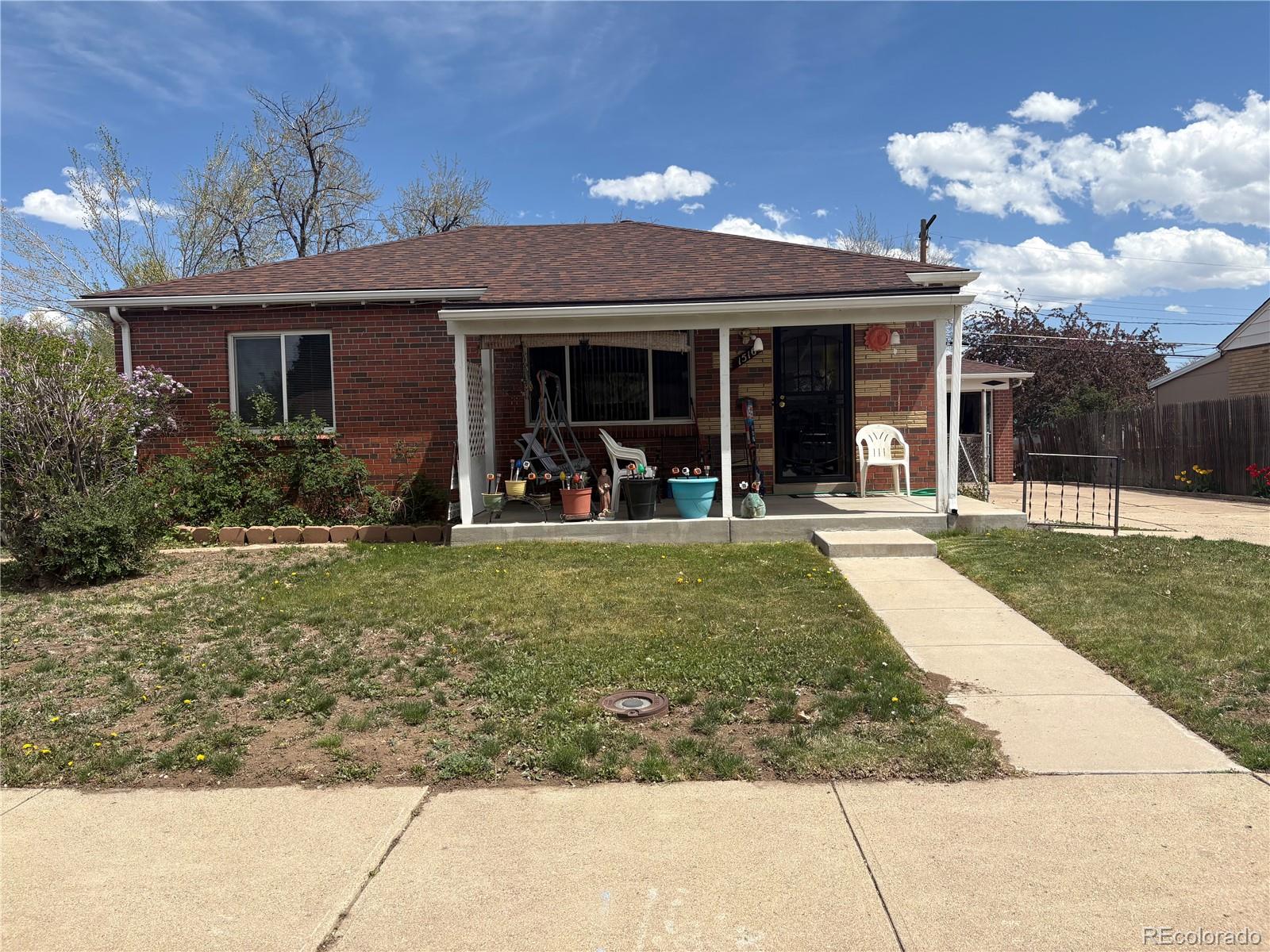 1516 S Lowell Boulevard, denver MLS: 8755147 Beds: 3 Baths: 2 Price: $599,900