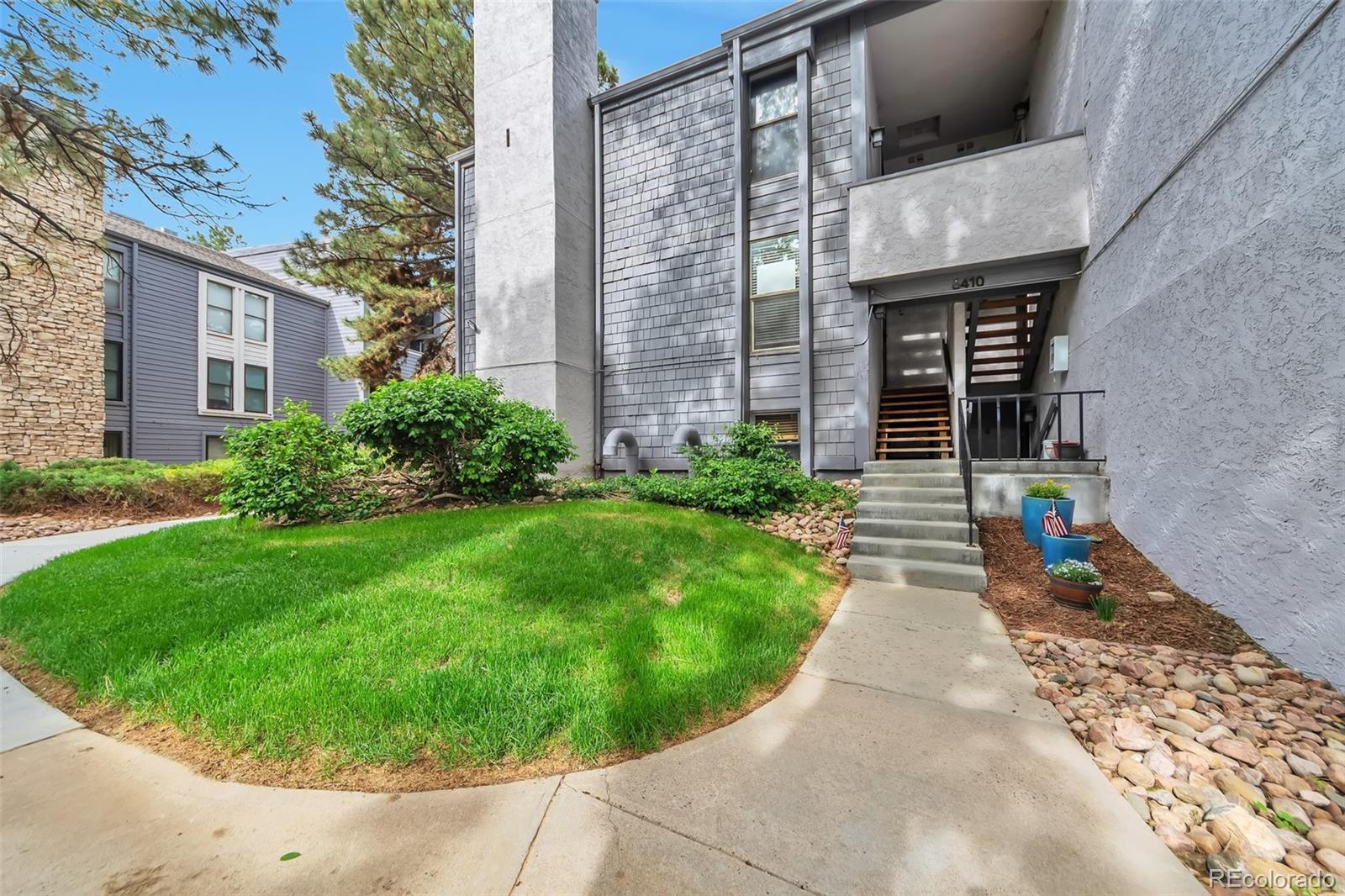 6410 S Dayton Street I05, Englewood  MLS: 9068629 Beds: 1 Baths: 1 Price: $249,000