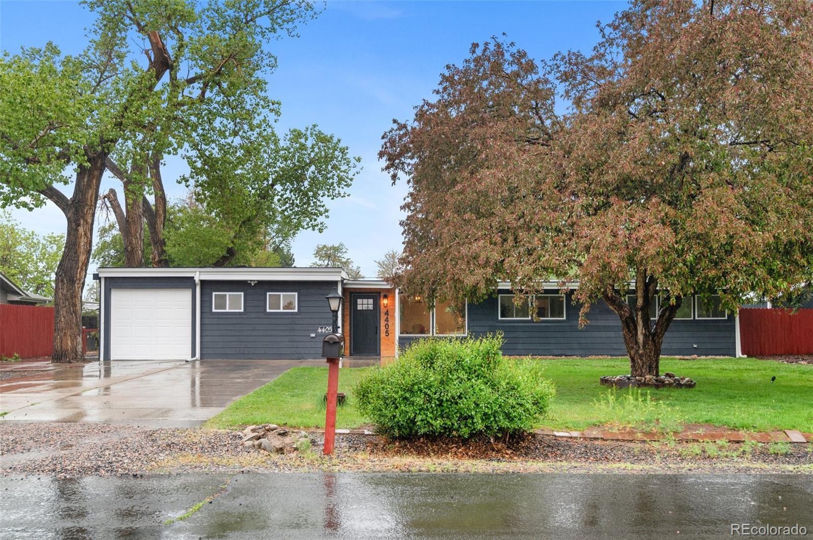 golden  House Search Picture