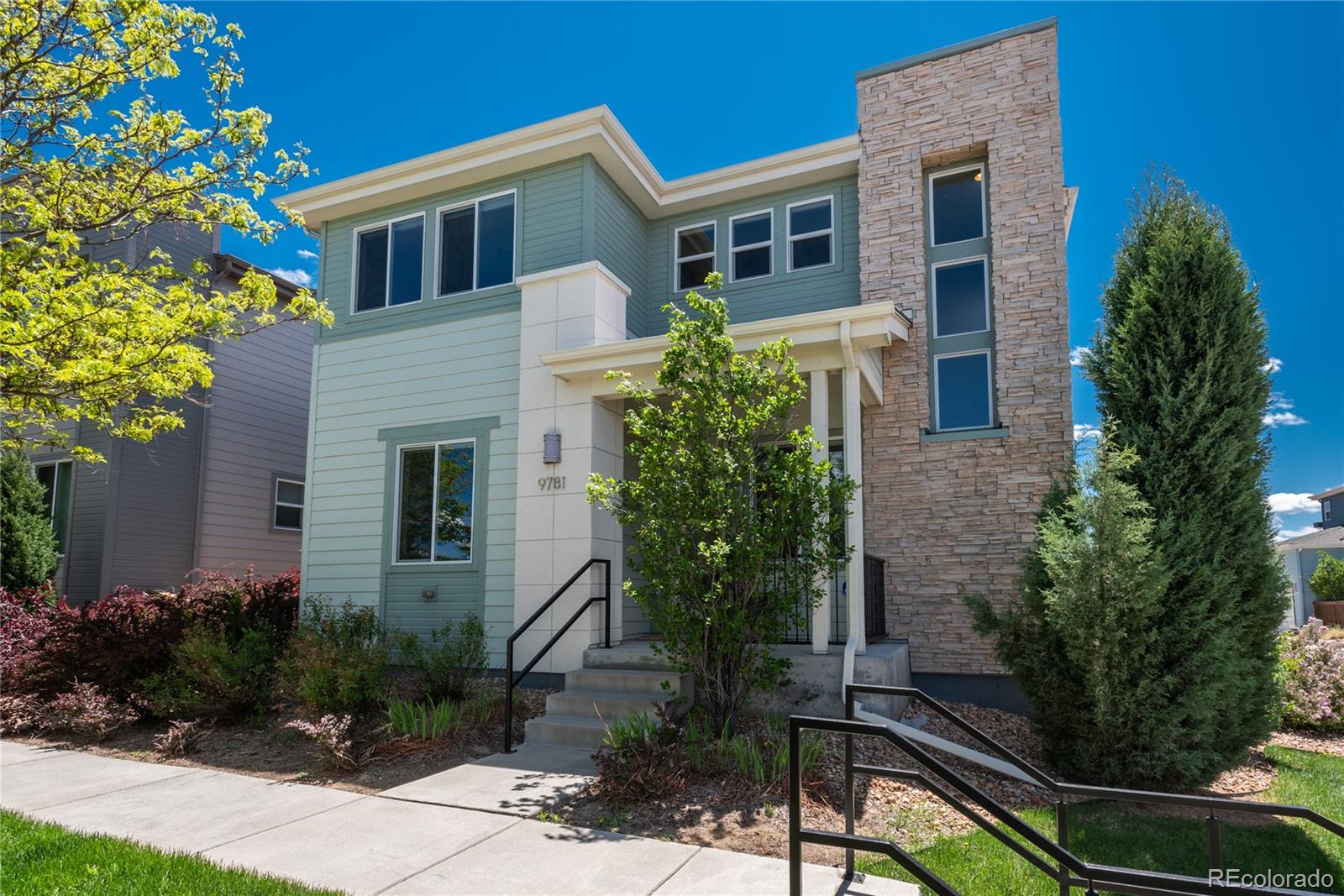 9781  Dunning Circle, highlands ranch MLS: 3084889 Beds: 5 Baths: 4 Price: $750,000