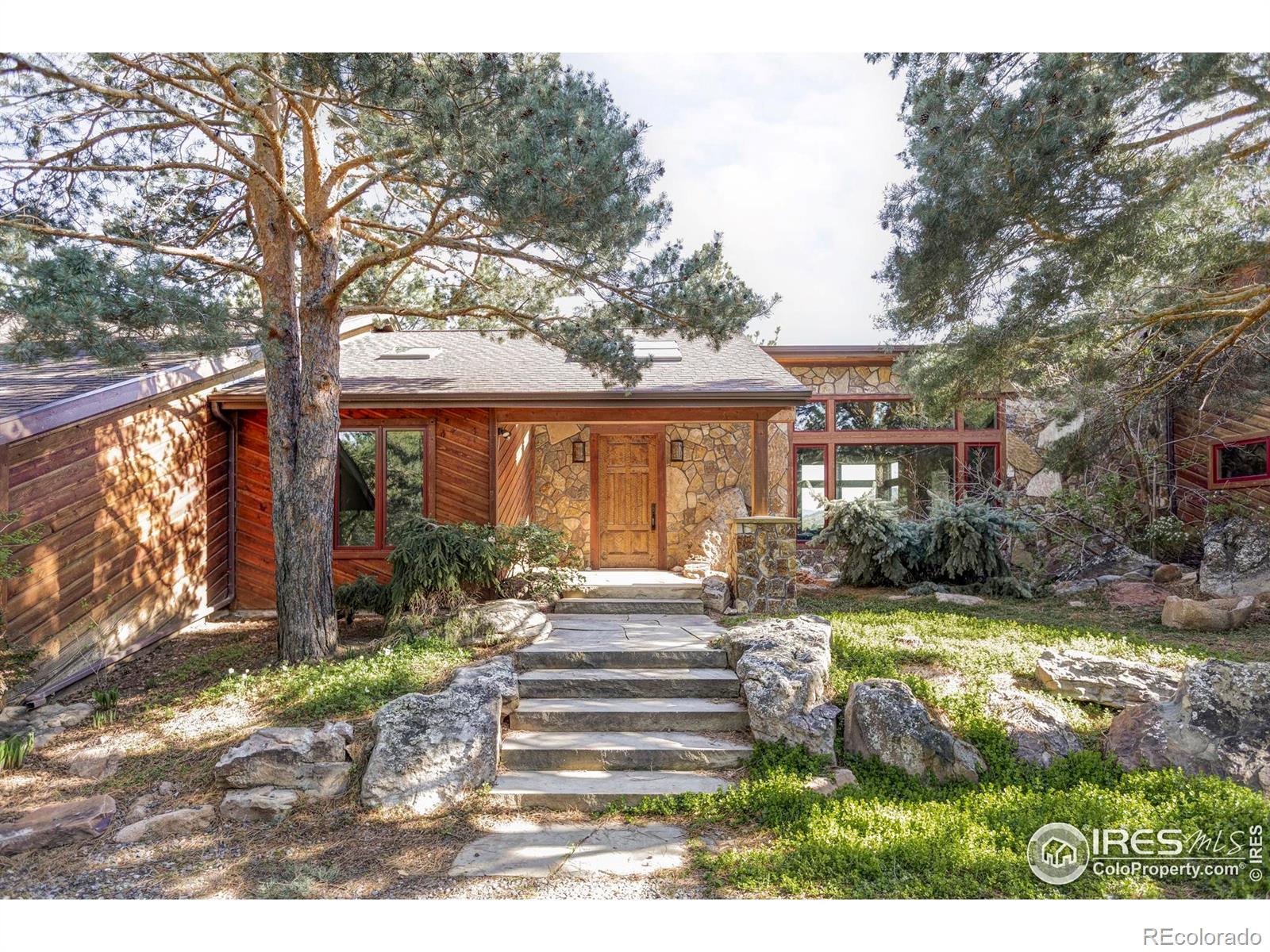 boulder  House Search Picture