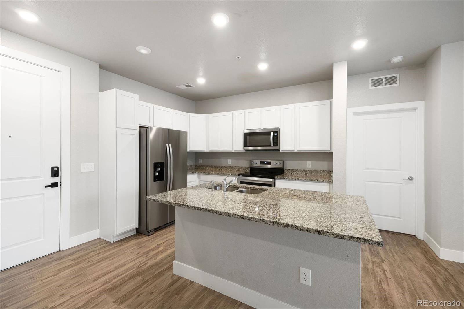 981 S Sable Boulevard, aurora  House Search MLS Picture