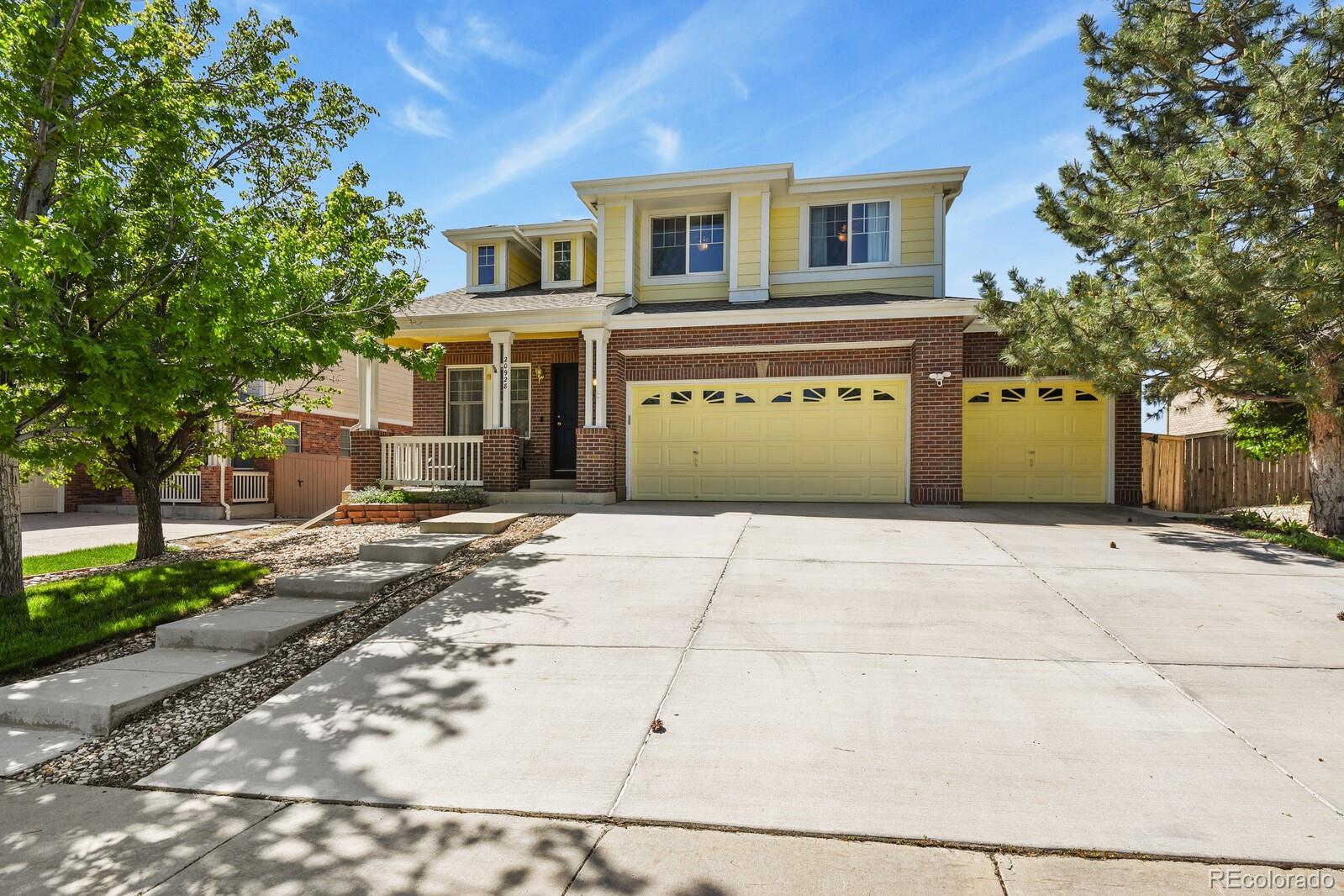 20928 E Hamilton Avenue, aurora MLS: 9847532 Beds: 4 Baths: 4 Price: $565,000
