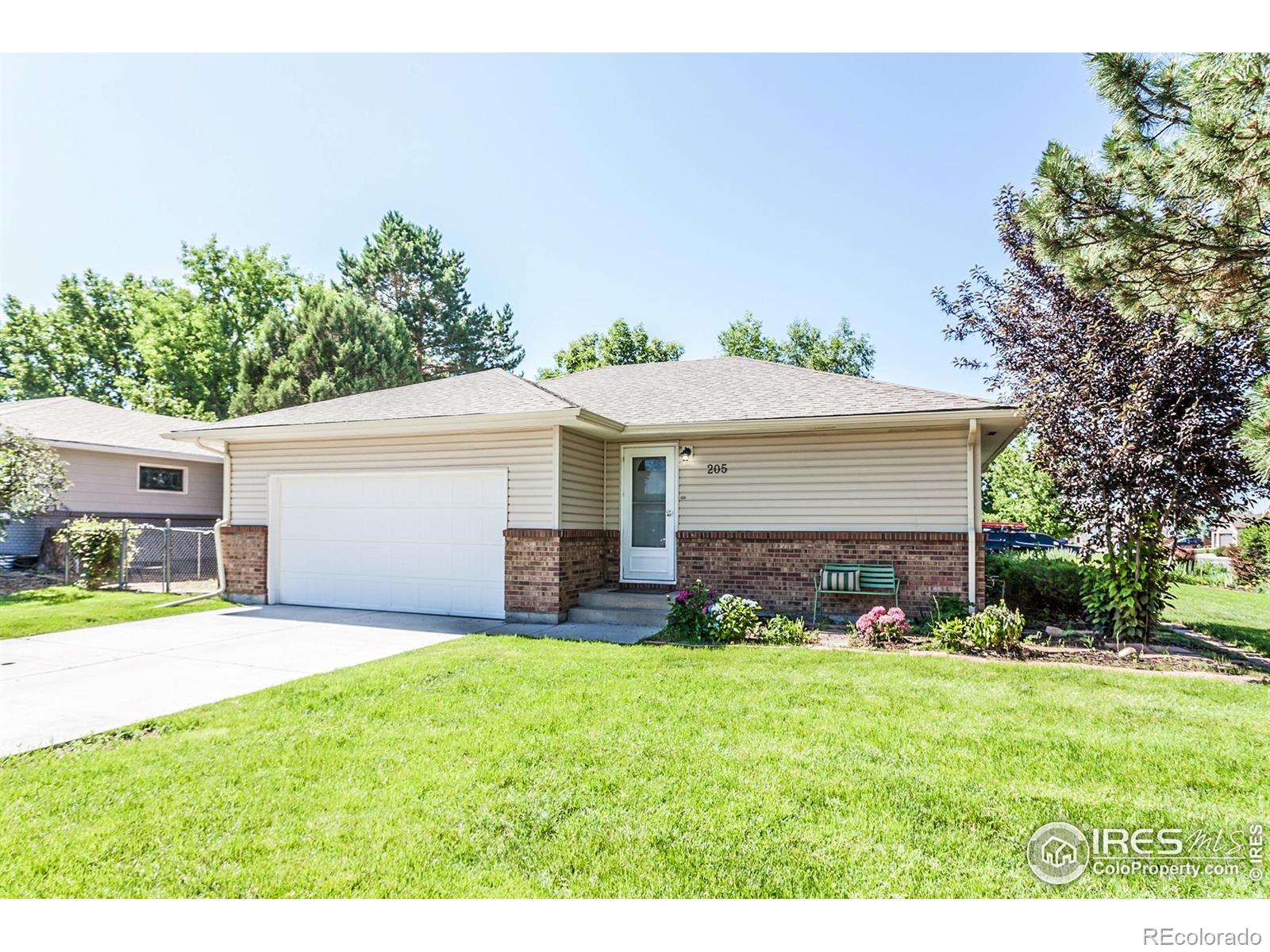 205  Maple Court, windsor  House Search MLS Picture