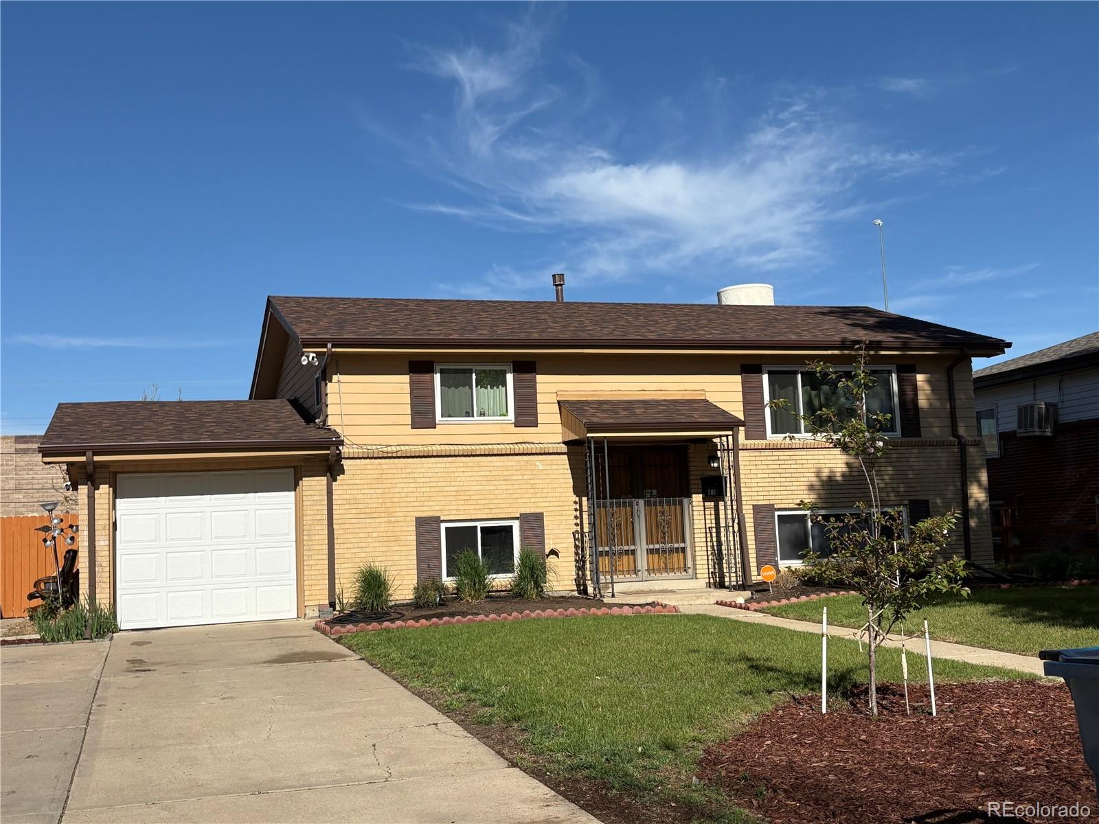 3065  Zion Street, aurora MLS: 2520883 Beds: 4 Baths: 2 Price: $450,000
