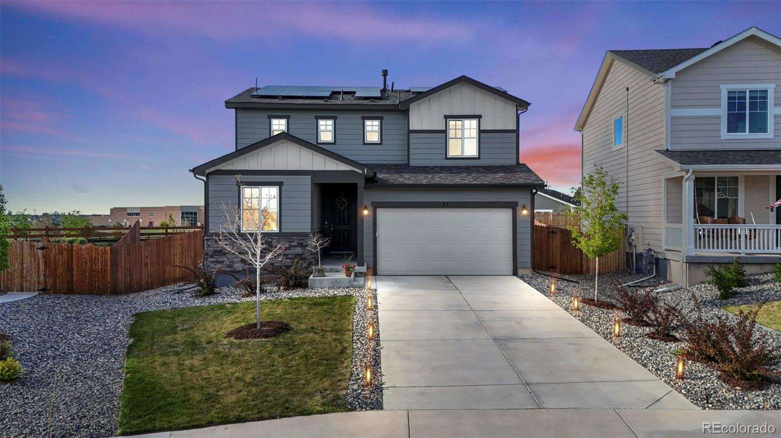 21 N Edge Cliff Street, castle rock MLS: 5693599 Beds: 4 Baths: 3 Price: $645,000