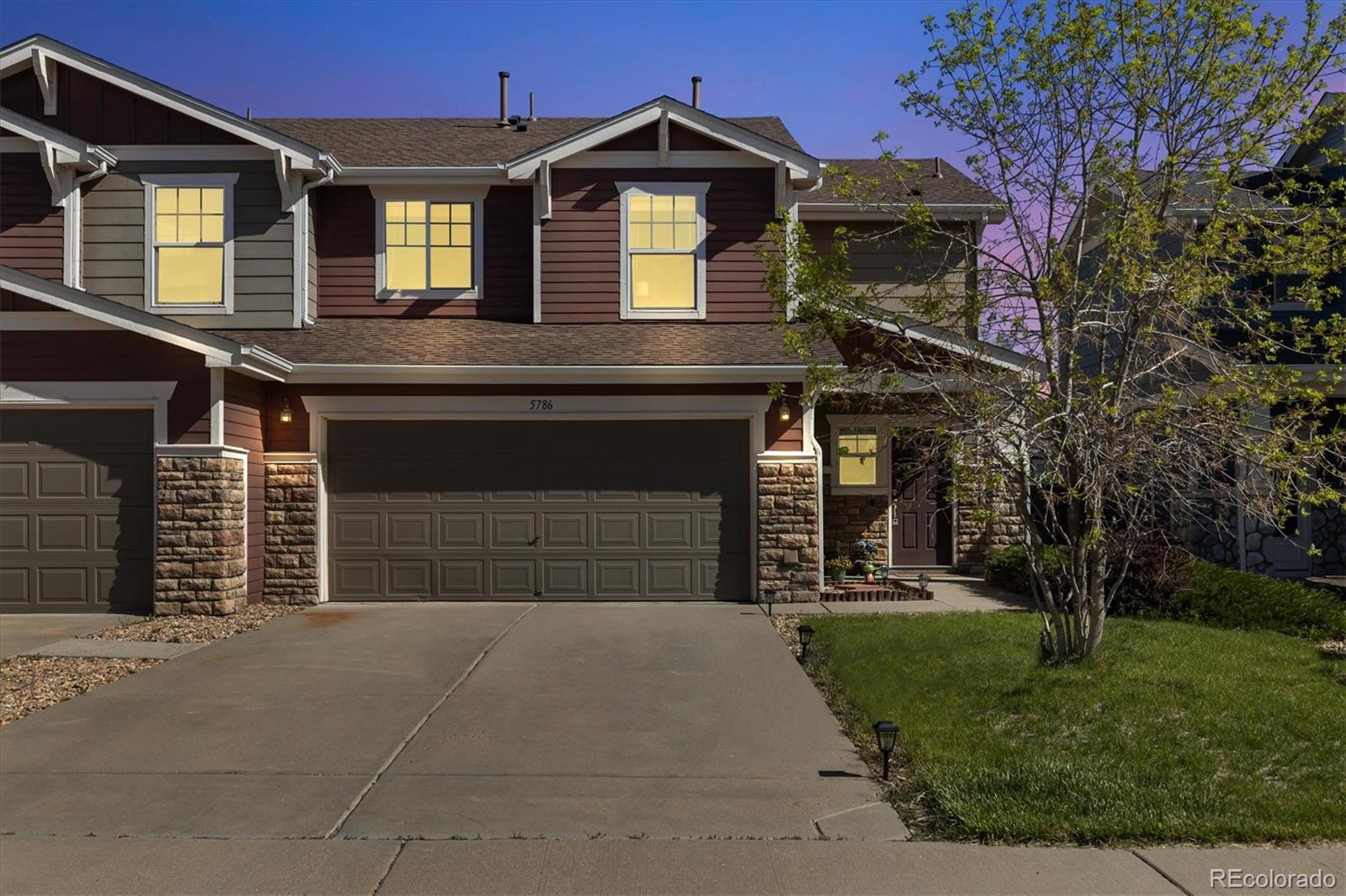 5786  Raleigh Circle , Castle Rock  MLS: 4720232 Beds: 3 Baths: 3 Price: $500,000