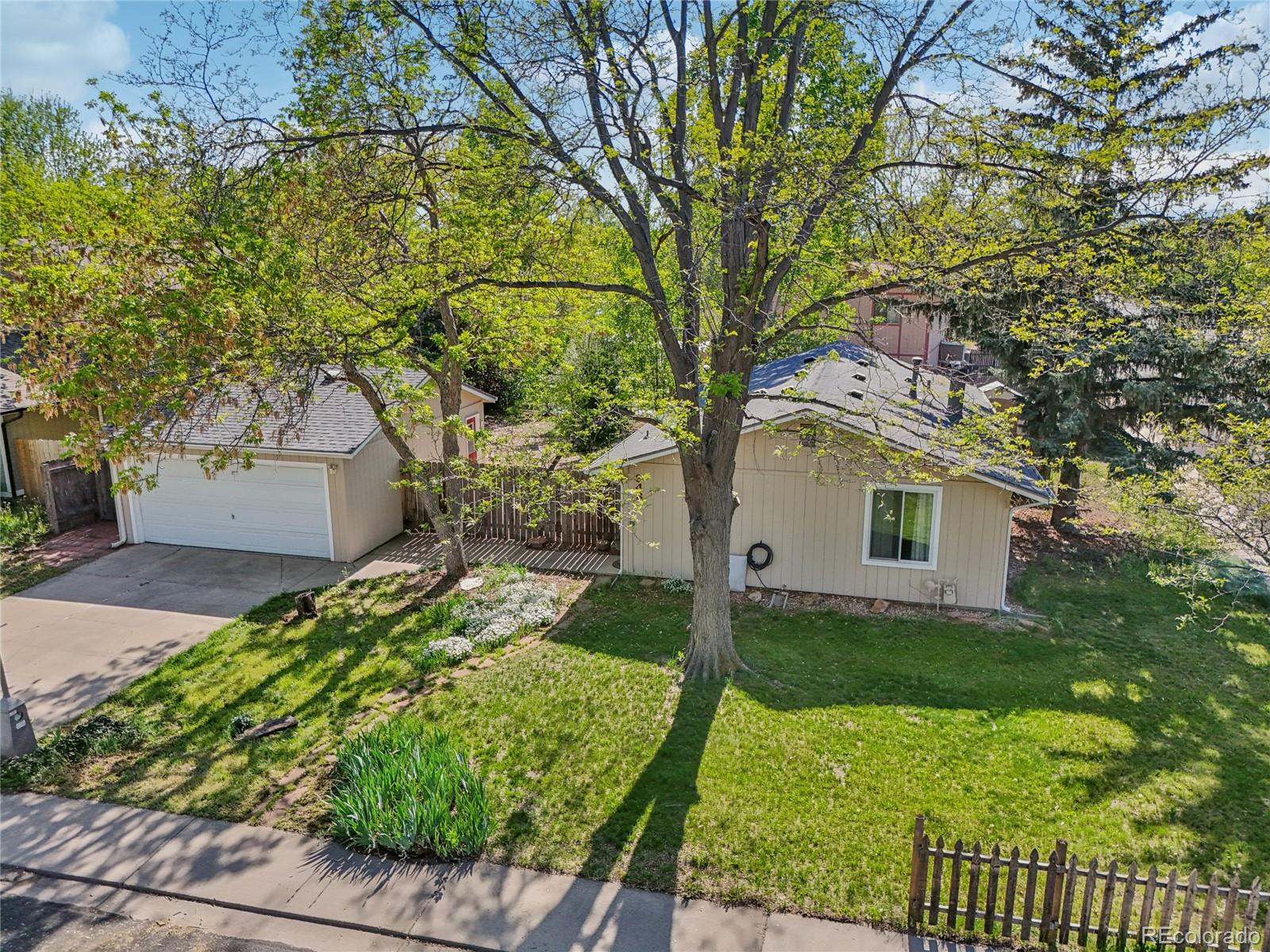 943  Pinon Court, longmont MLS: 5871067 Beds: 2 Baths: 1 Price: $465,000