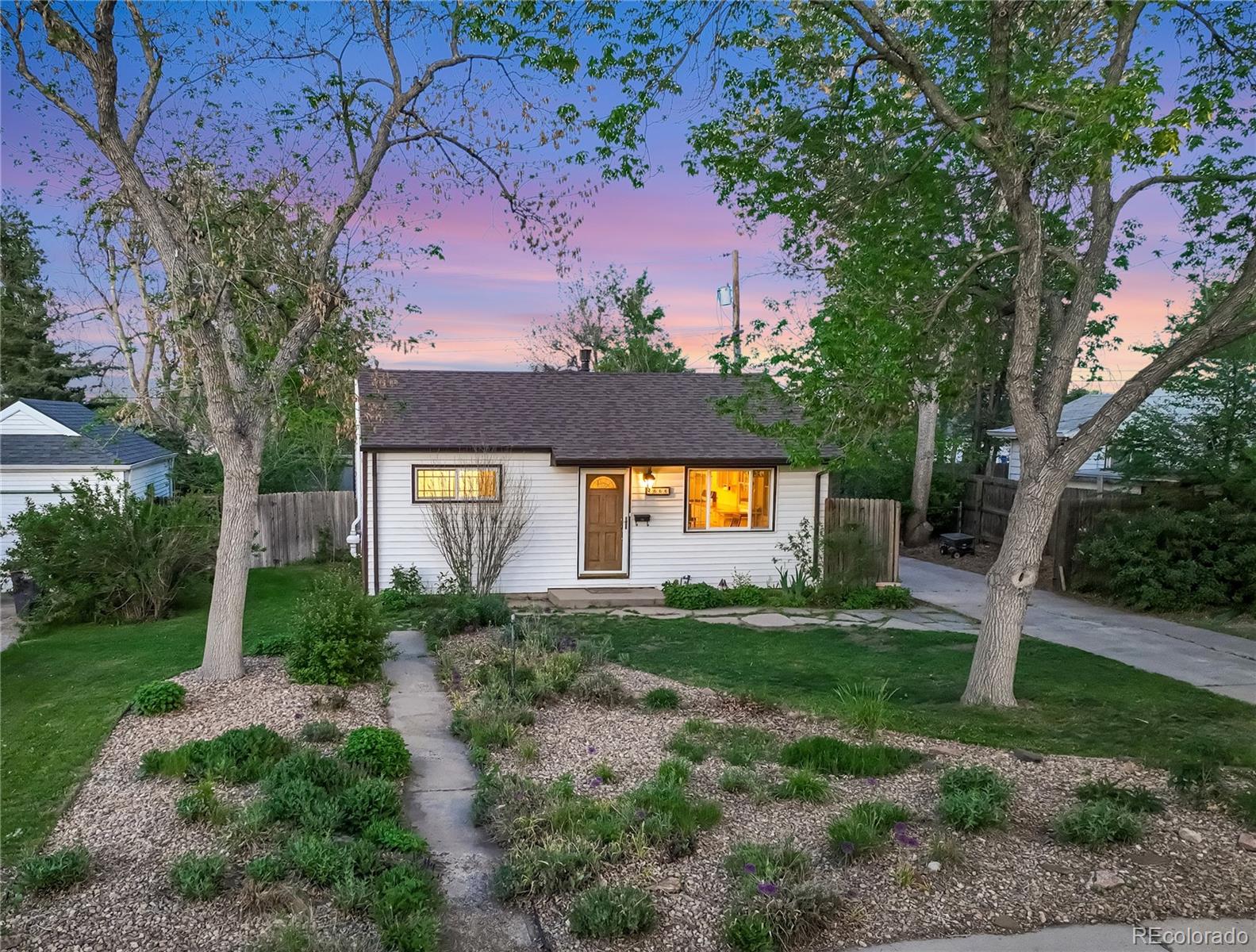 2666 S Green Court, denver MLS: 8466902 Beds: 3 Baths: 1 Price: $440,000
