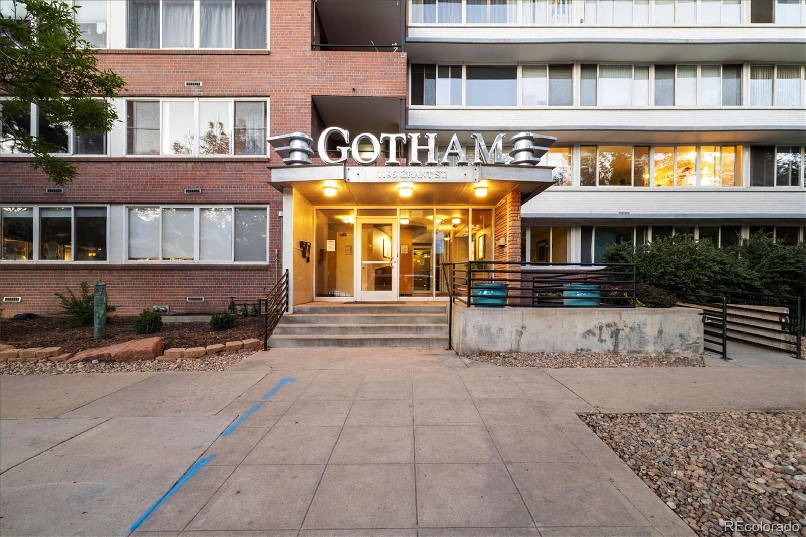 1196 N Grant Street 501, Denver  MLS: 4432683 Beds: 1 Baths: 1 Price: $289,900