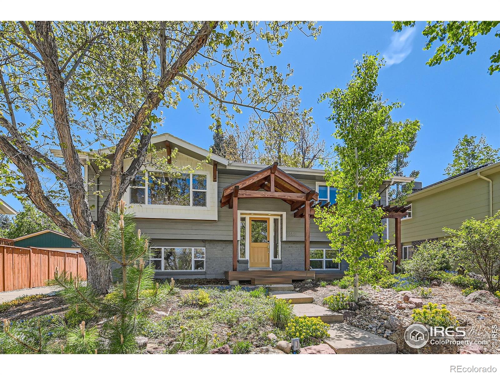 boulder  House Search Picture