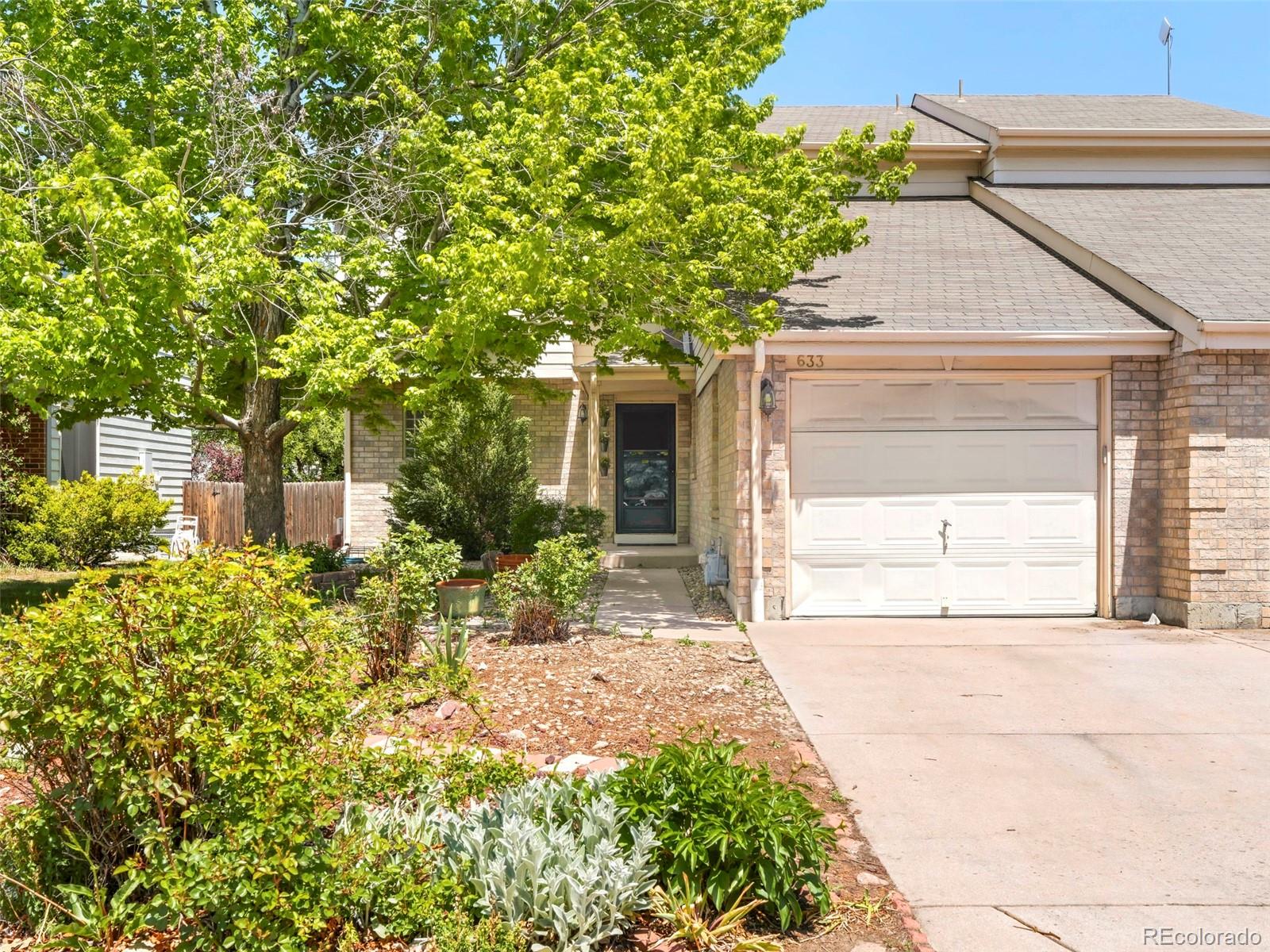 633 W 114th Way , Northglenn  MLS: 3752940 Beds: 3 Baths: 2 Price: $419,000