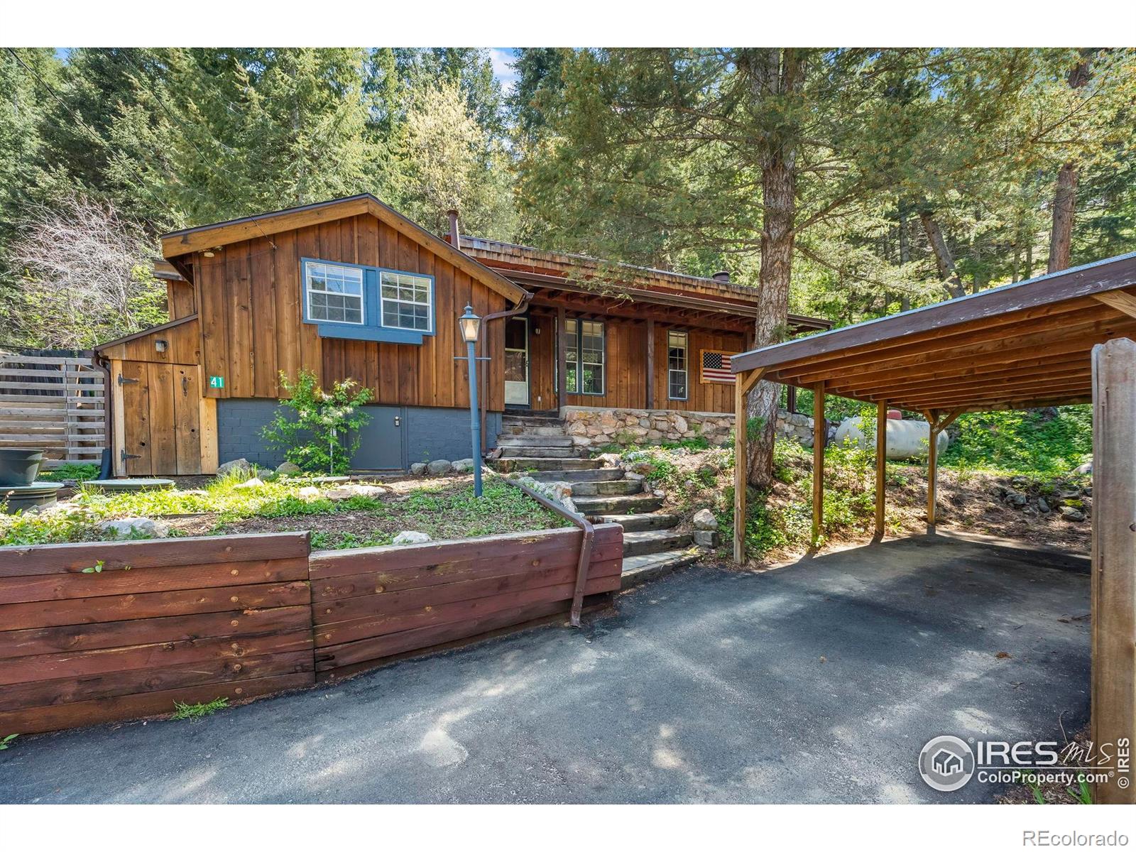 boulder  House Search Picture