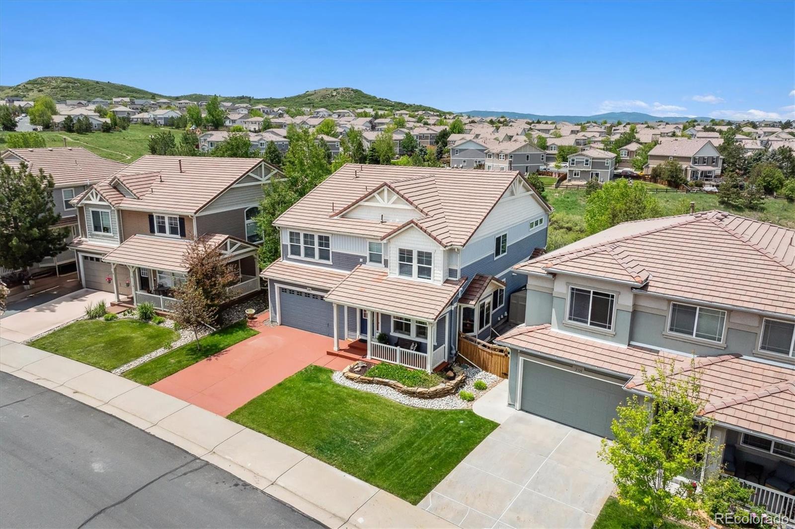 2307  Candleglow Street, castle rock MLS: 7183362 Beds: 5 Baths: 3 Price: $725,000
