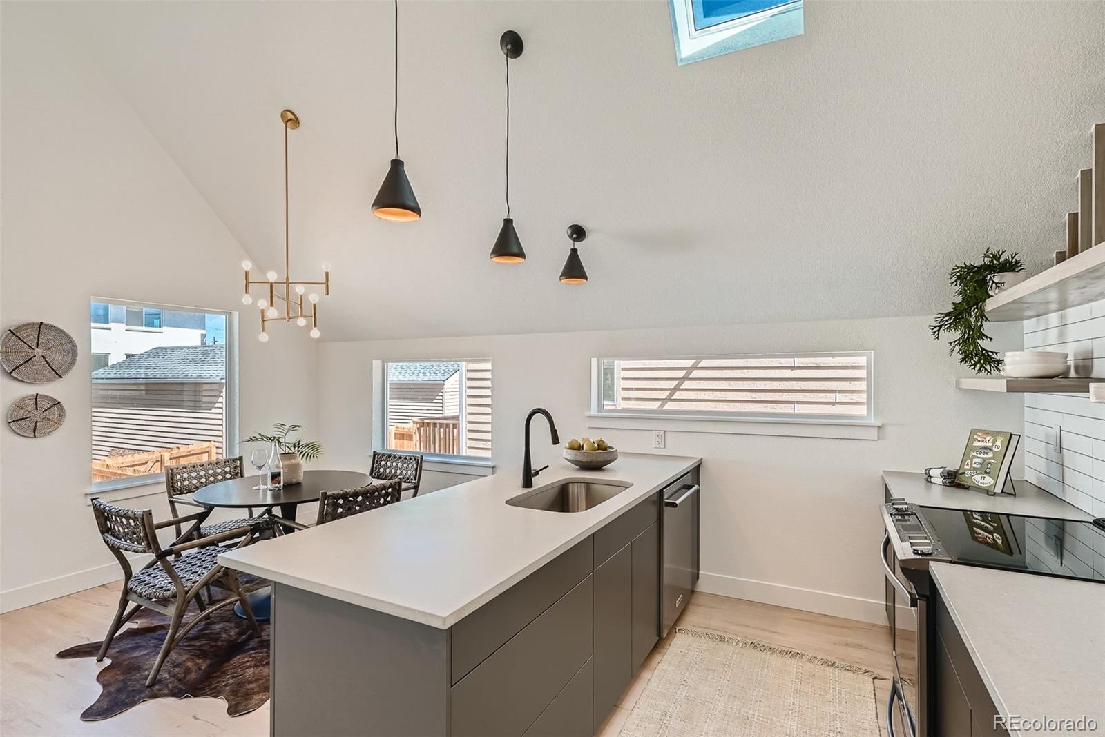 1101 S Dahlia Street, denver  House Search MLS Picture