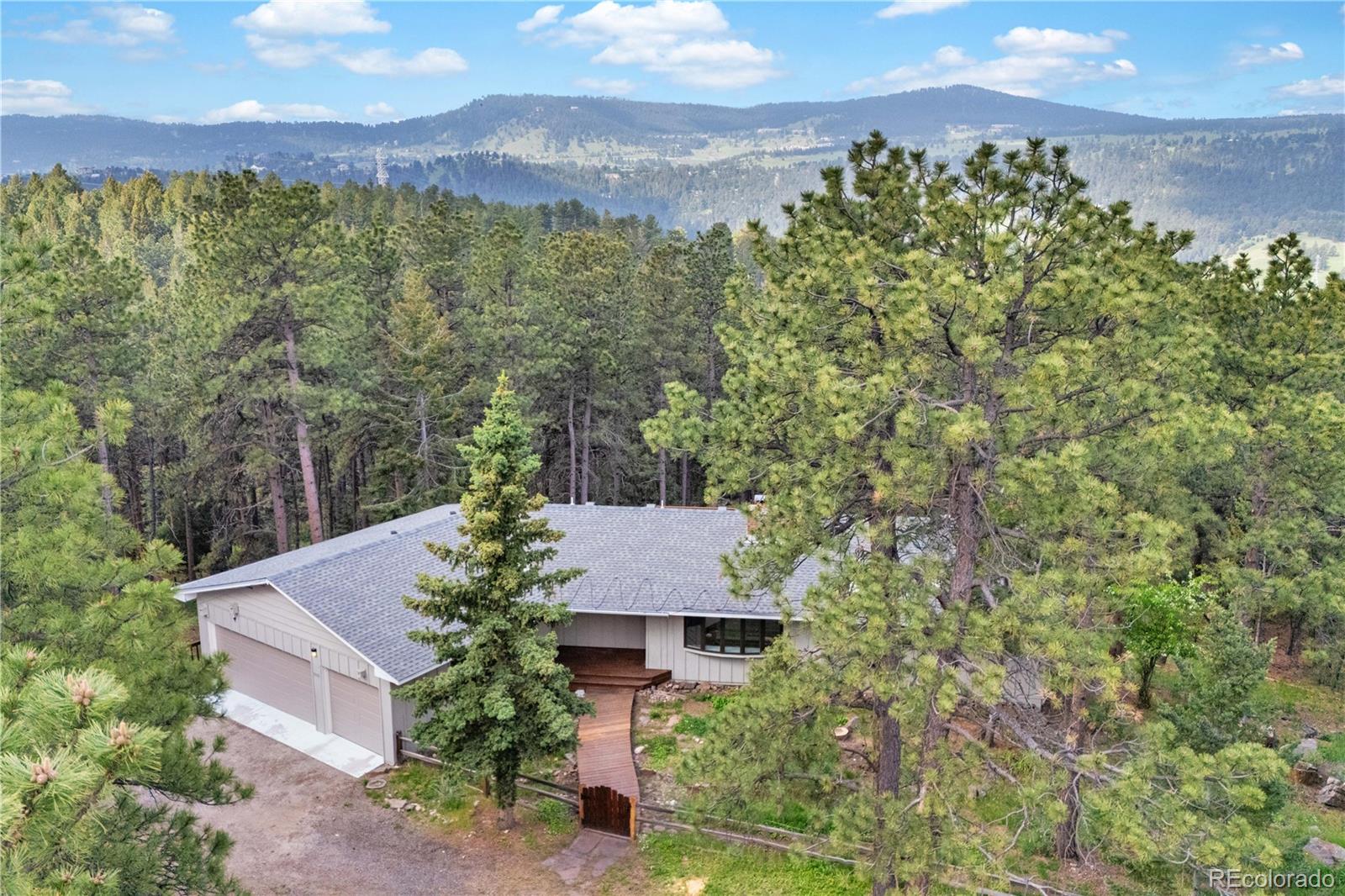 900  Ballantine Road, golden MLS: 4723722 Beds: 3 Baths: 3 Price: $1,075,000