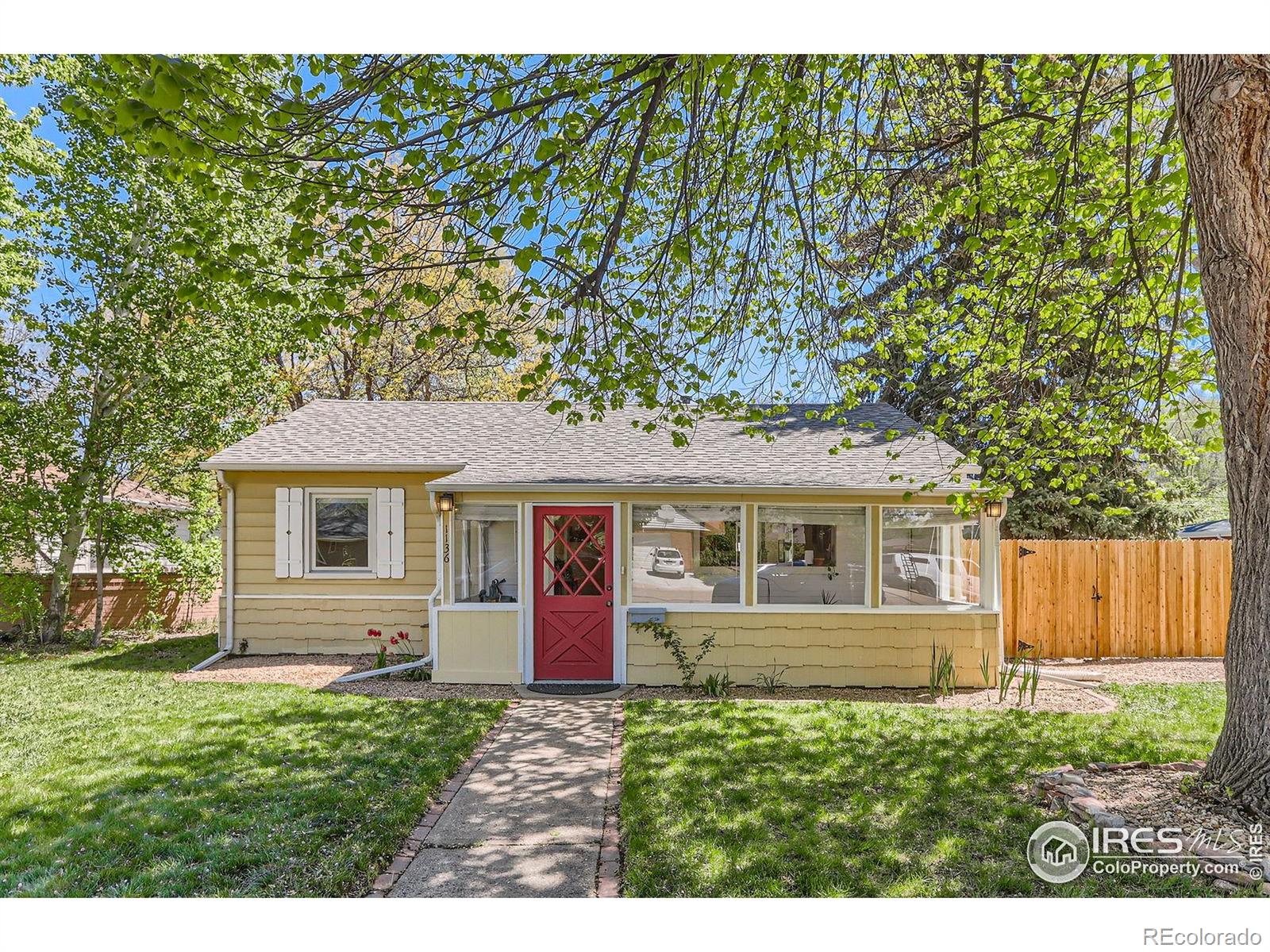 1136  Venice Street, longmont MLS: 4567891033636 Beds: 2 Baths: 1 Price: $485,000