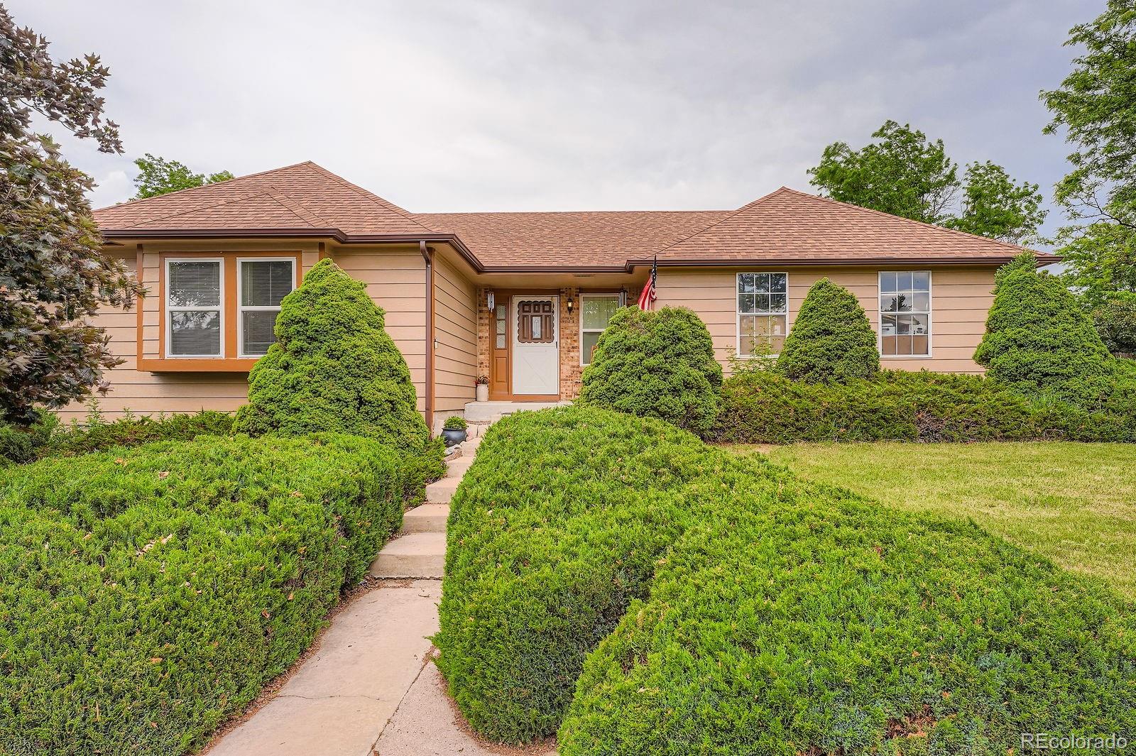 4162 S Dunkirk Way, aurora MLS: 2945393 Beds: 3 Baths: 2 Price: $449,950
