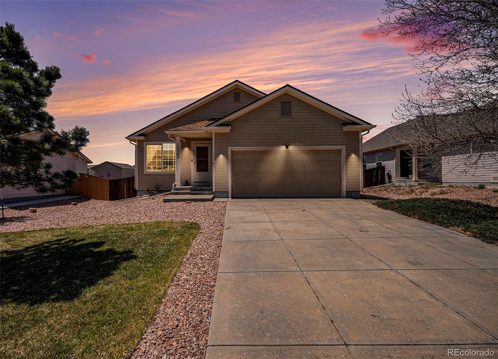 12543  Pine Valley Circle, peyton  House Search MLS Picture