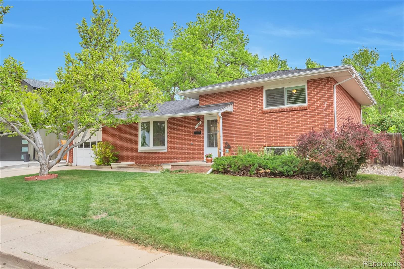 503  Lois Drive, louisville  House Search MLS Picture