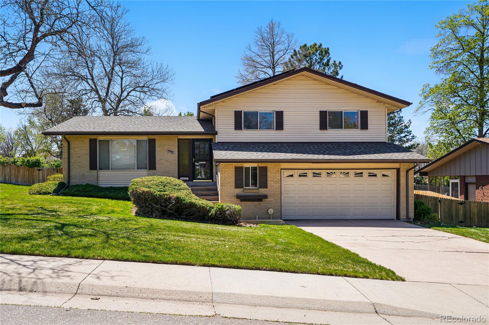 7590 E Easter Place, centennial MLS: 7418560 Beds: 3 Baths: 3 Price: $650,000