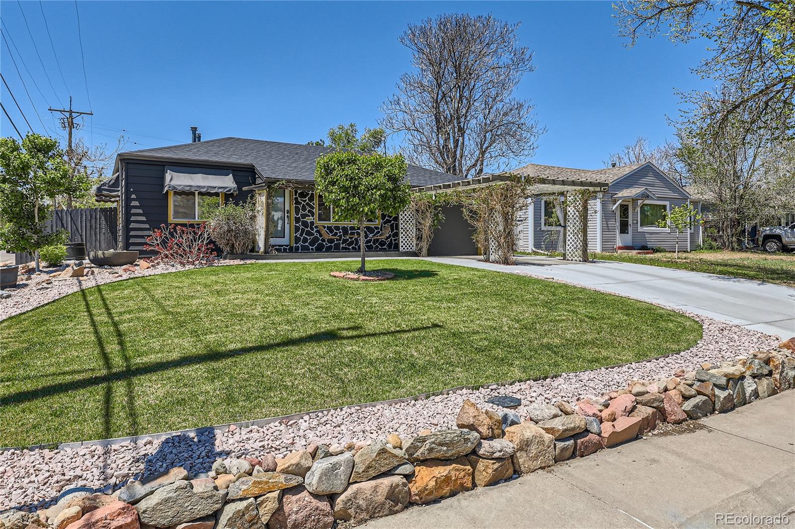 1701  Kingston Street, aurora MLS: 7085641 Beds: 3 Baths: 2 Price: $445,000