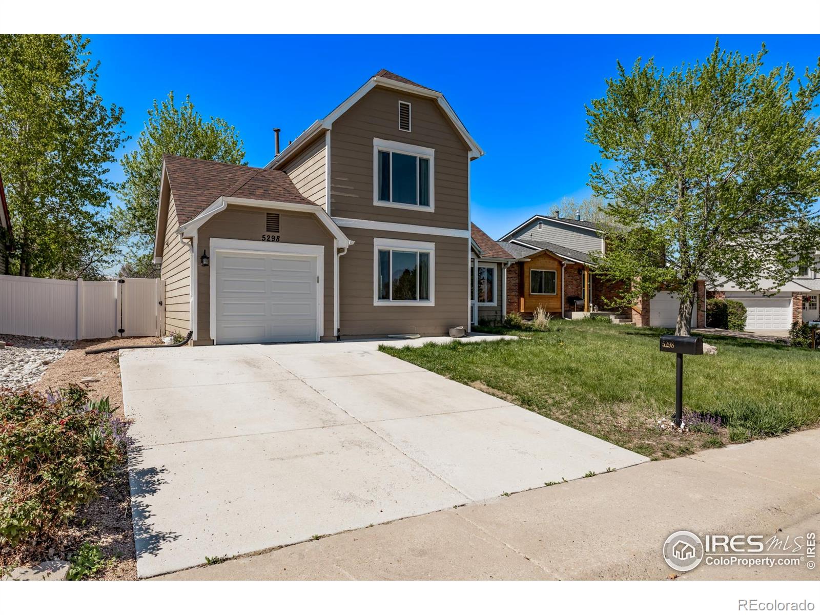 5298 S Zeno Way, centennial  House Search MLS Picture