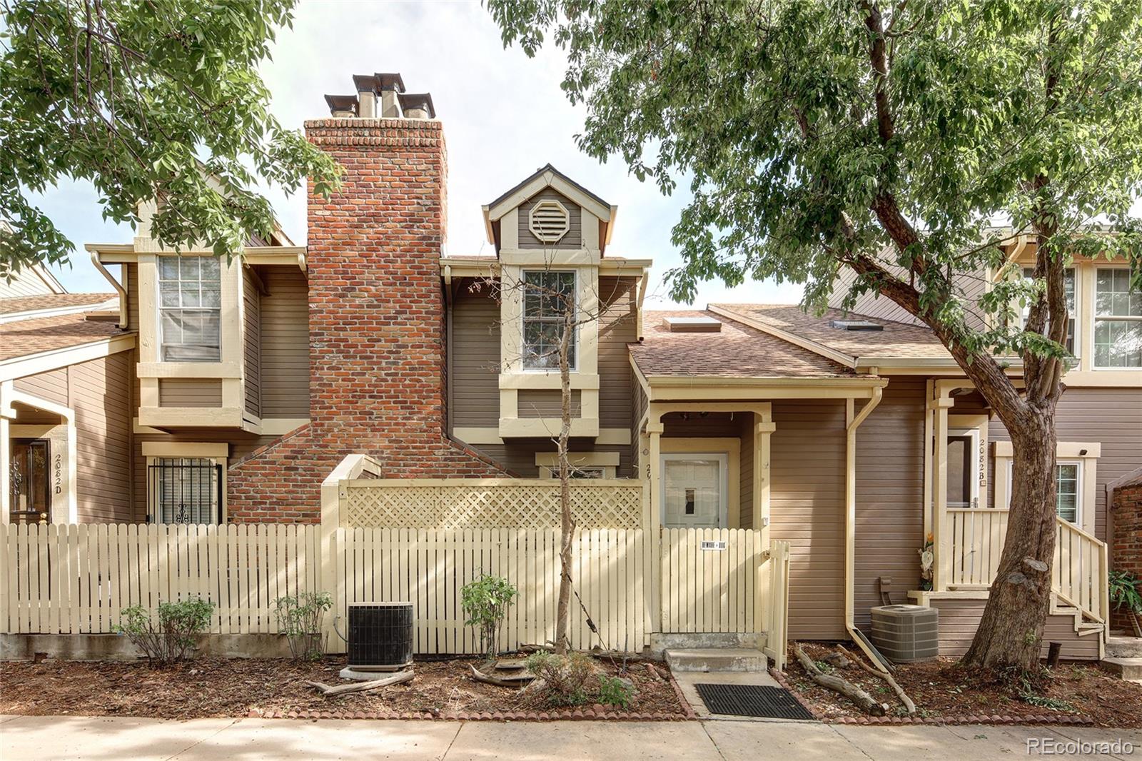 2082 S Helena Street C, Aurora  MLS: 6416587 Beds: 2 Baths: 2 Price: $275,000