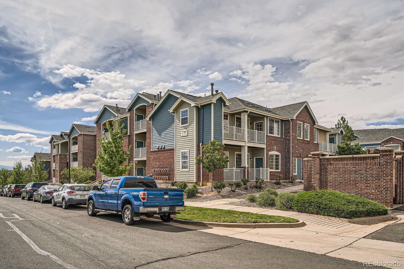 2705 S Danube Way, aurora  House Search MLS Picture