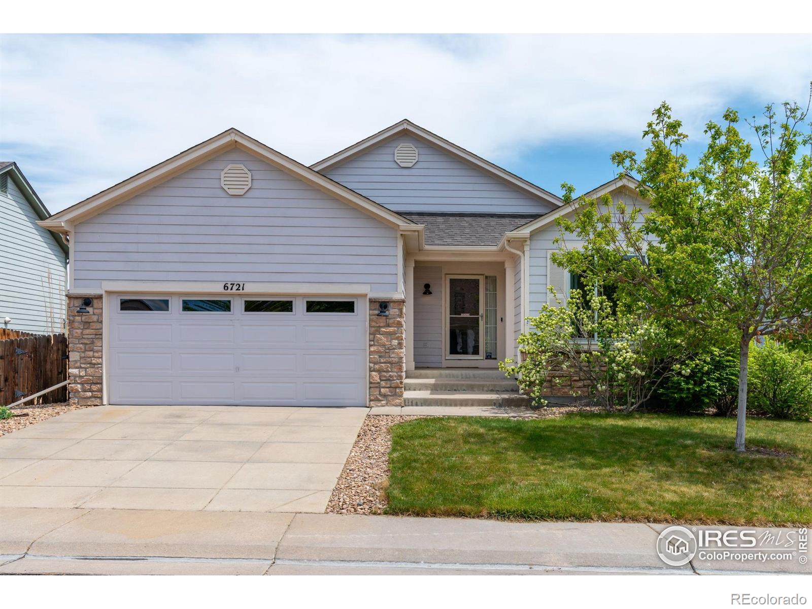 6721 E 114th Avenue, thornton MLS: 4567891033776 Beds: 3 Baths: 2 Price: $565,000