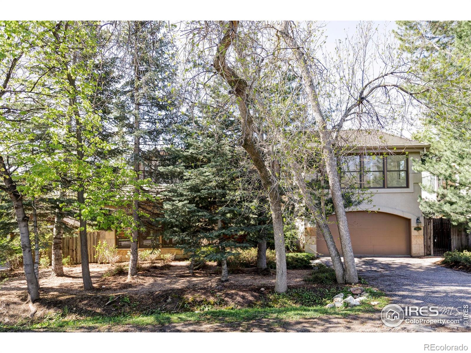 boulder  House Search Picture