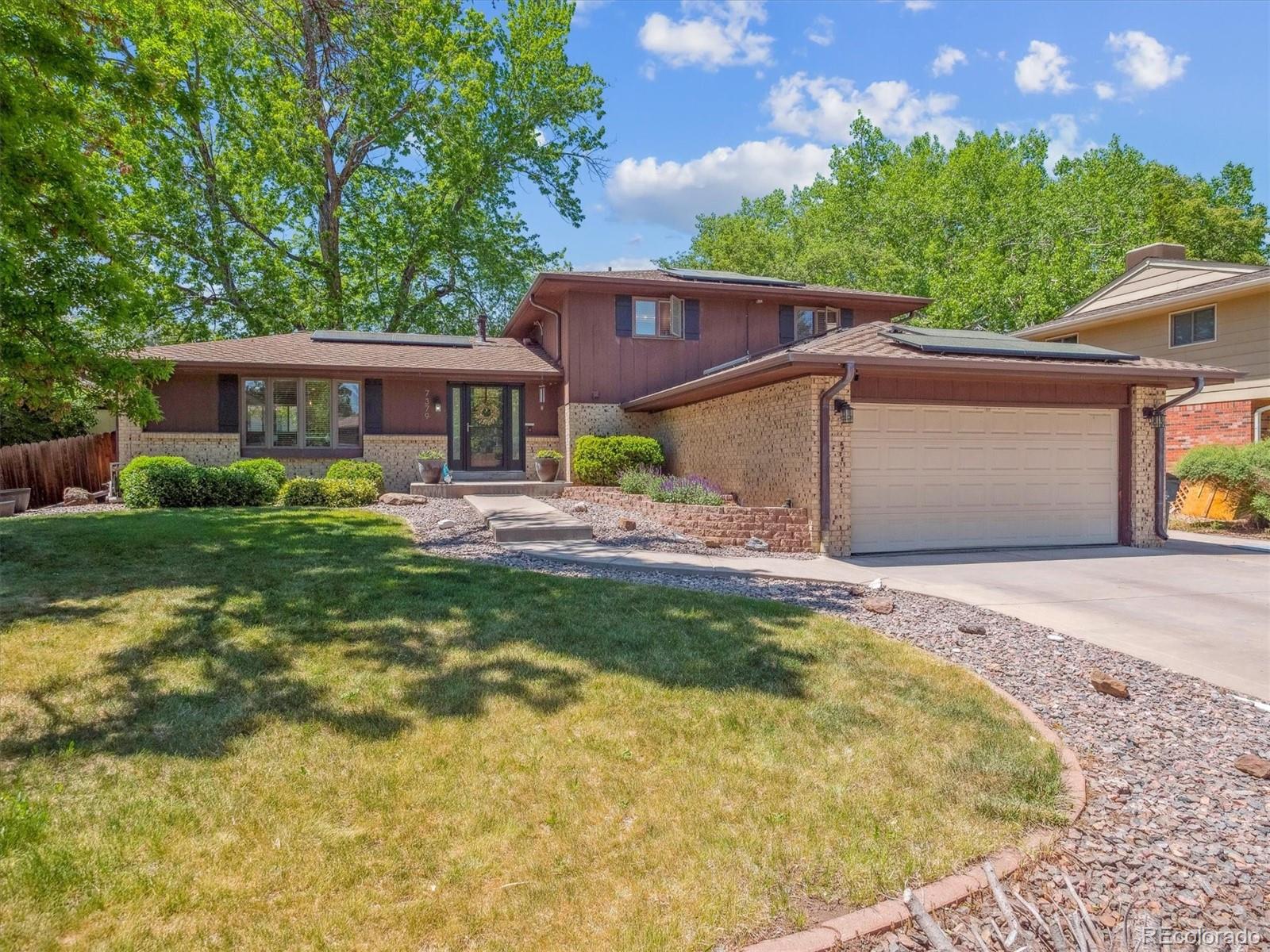 7379 S Lafayette Circle, centennial MLS: 2181550 Beds: 4 Baths: 4 Price: $799,000