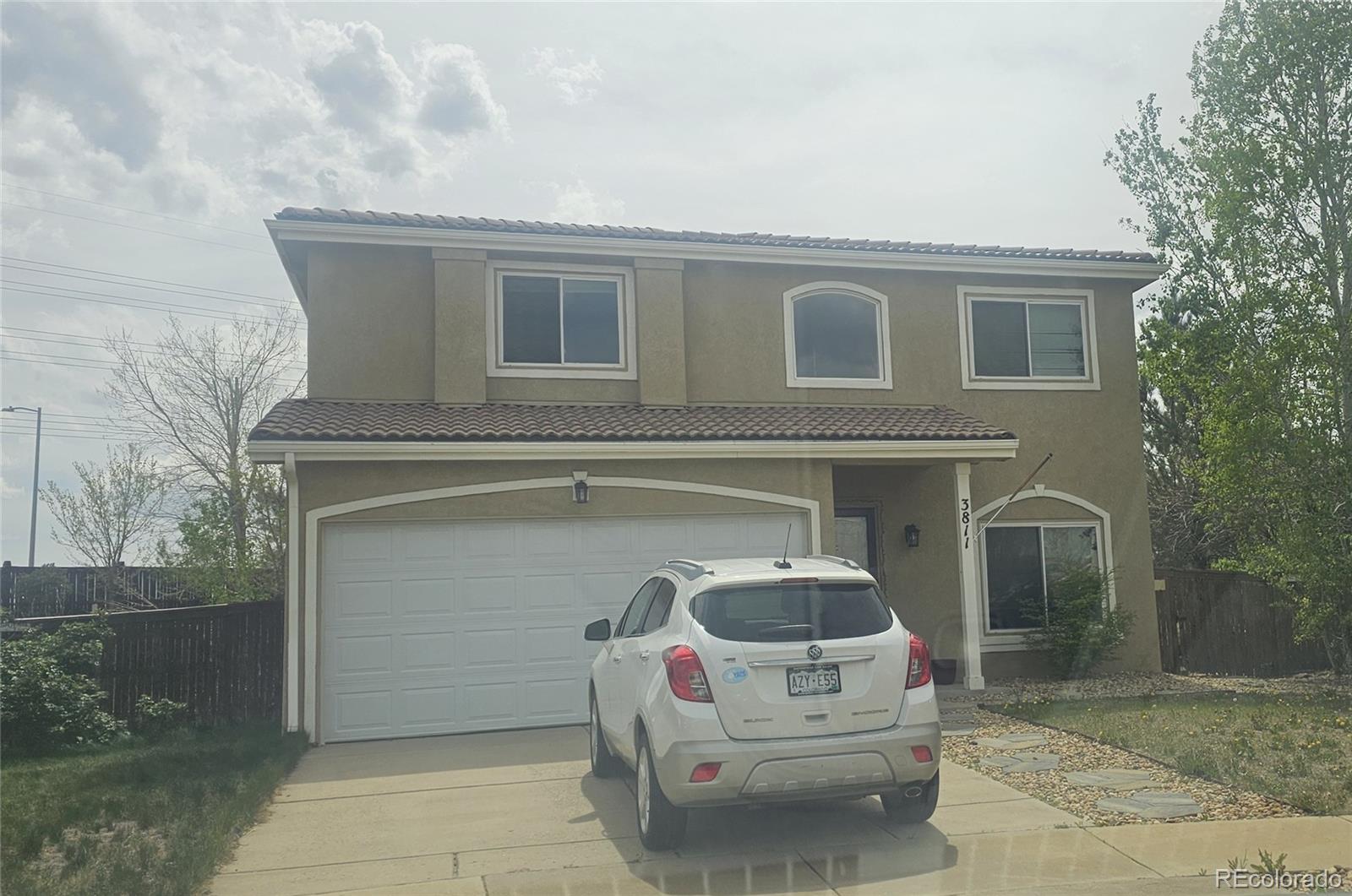 3811  Lisbon Court, denver MLS: 7443764 Beds: 3 Baths: 3 Price: $480,000