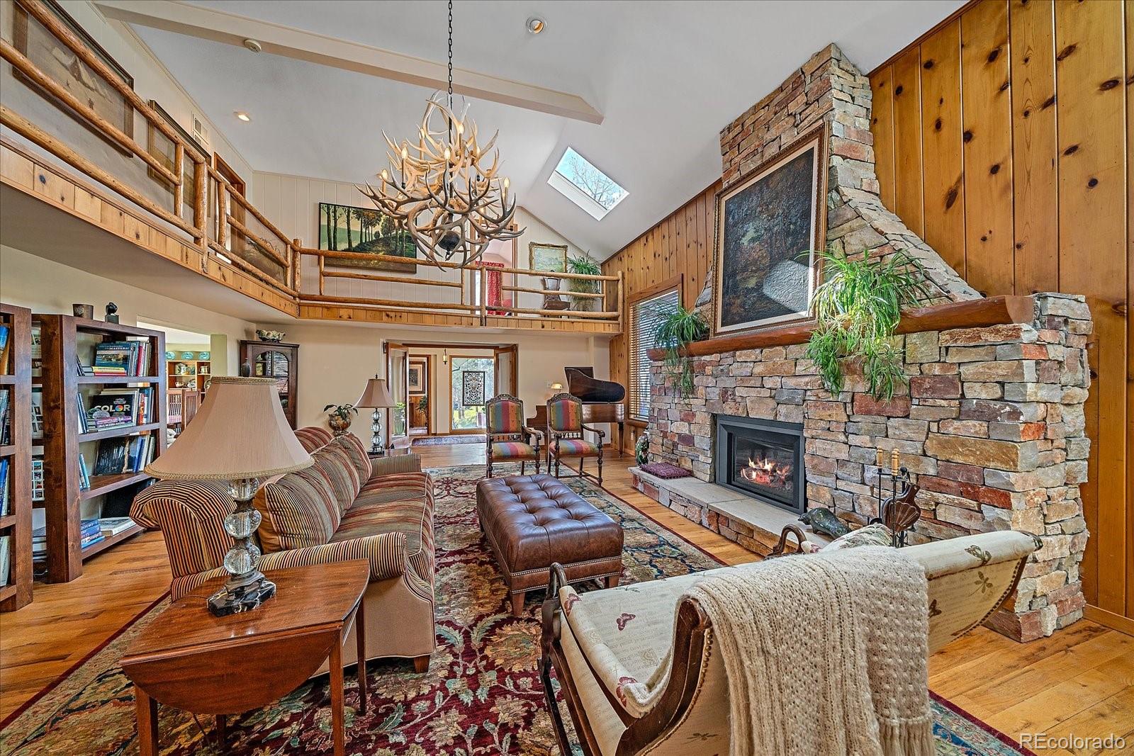 golden  House Search Picture