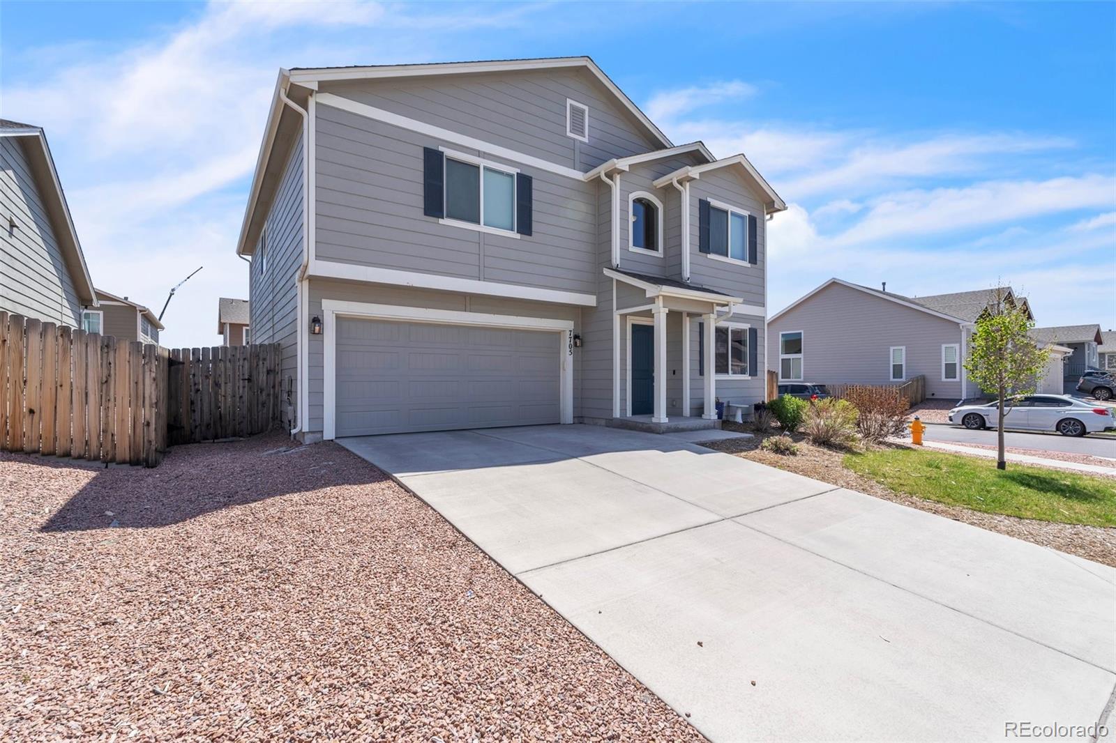 7705  Cruzer Heights, peyton  House Search MLS Picture