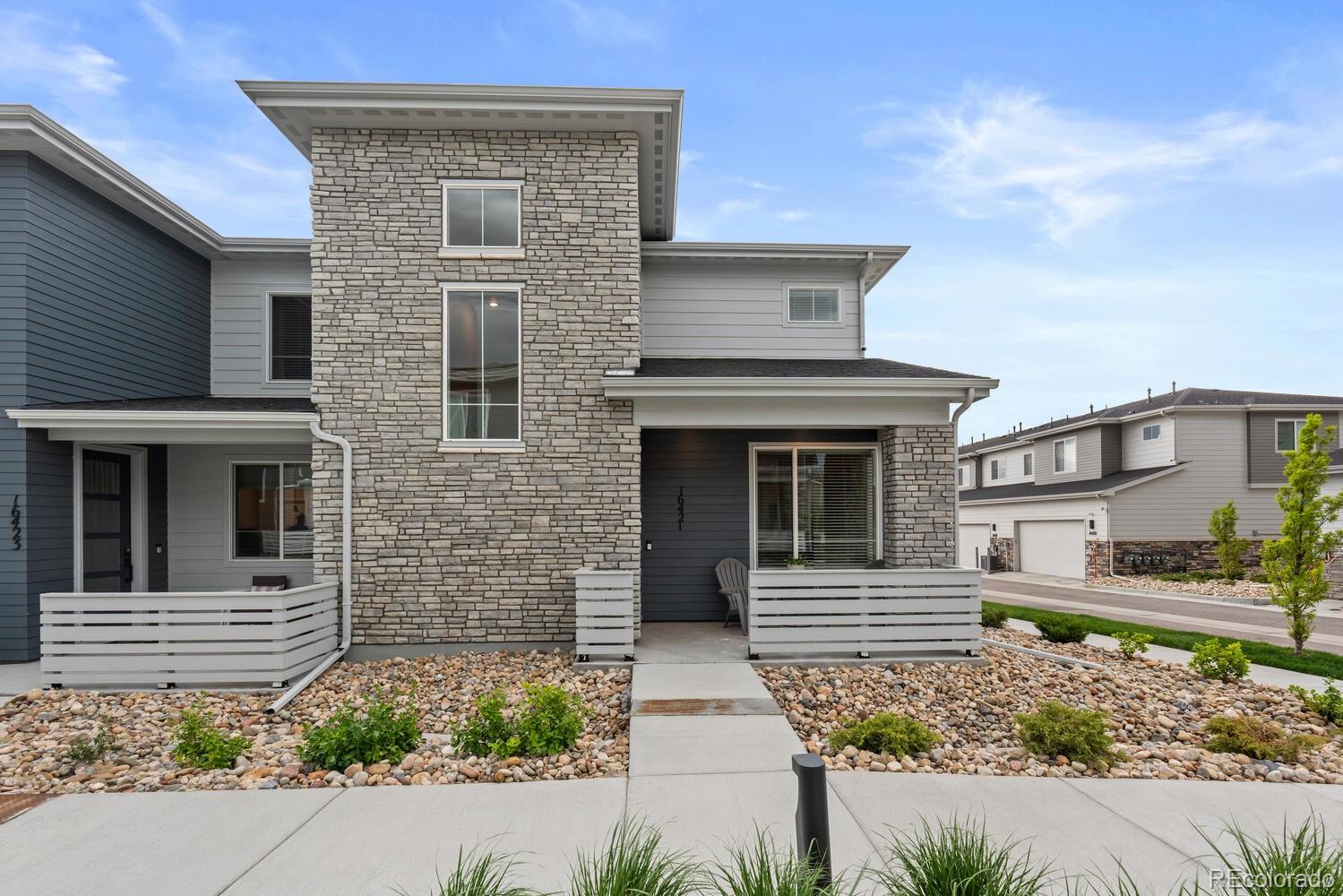 16421  Askins Loop, parker MLS: 3314262 Beds: 3 Baths: 3 Price: $555,000