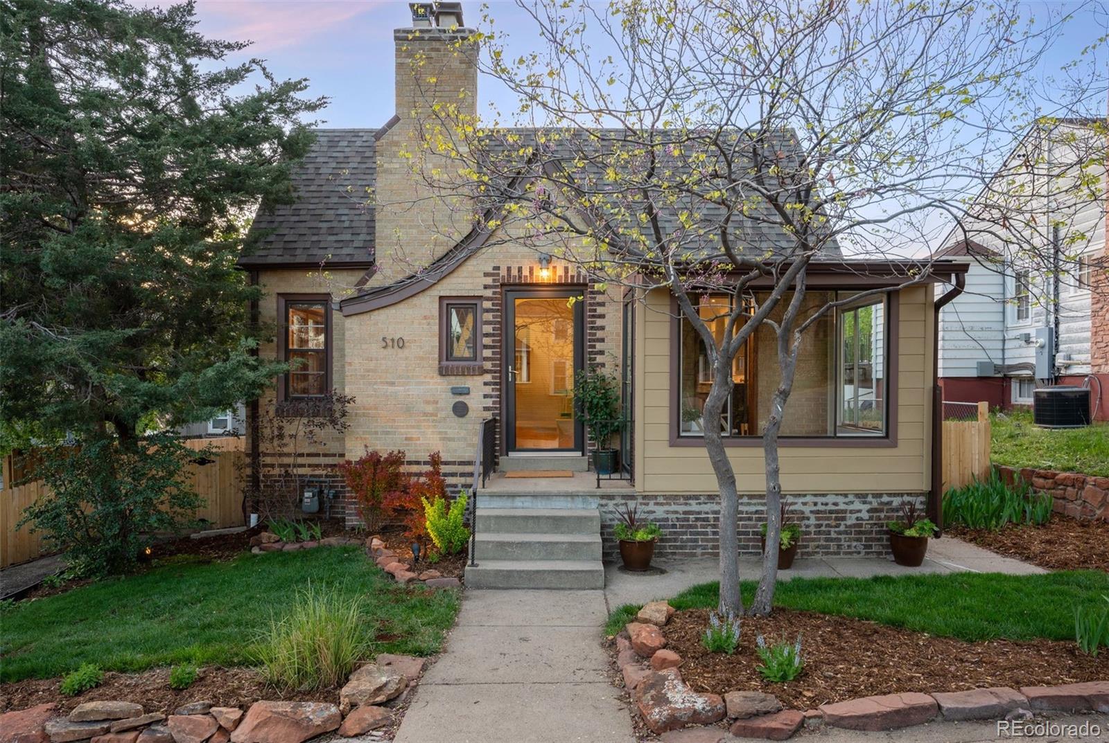 golden  House Search Picture